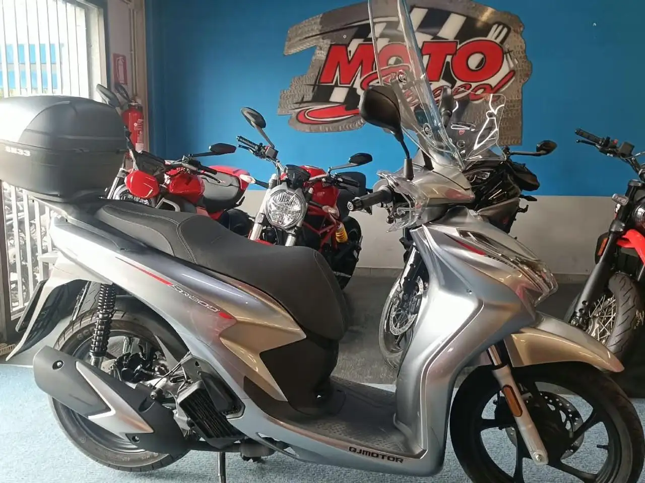 QJ Motor SQ 200