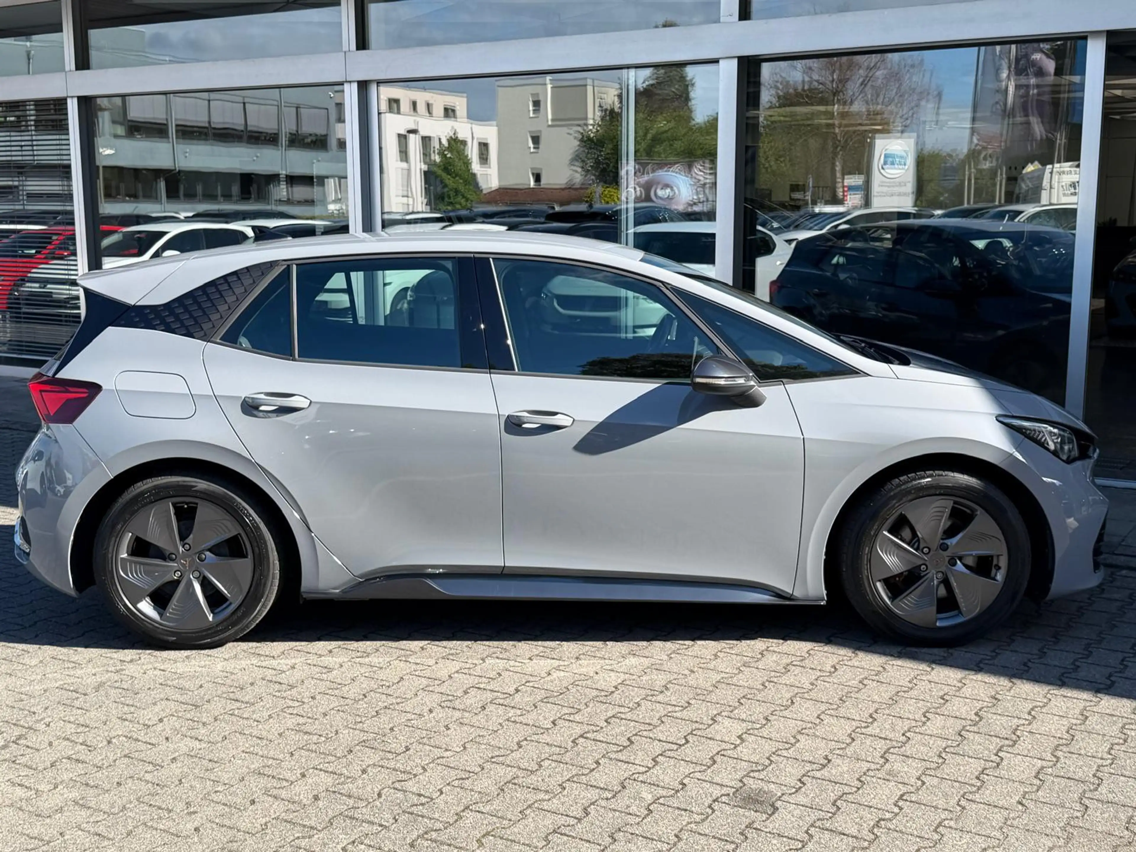 CUPRA Born 58 KWH >ALCANT+LED+TEMP+MFL+PDC+CARP+DAB+ — photo 5