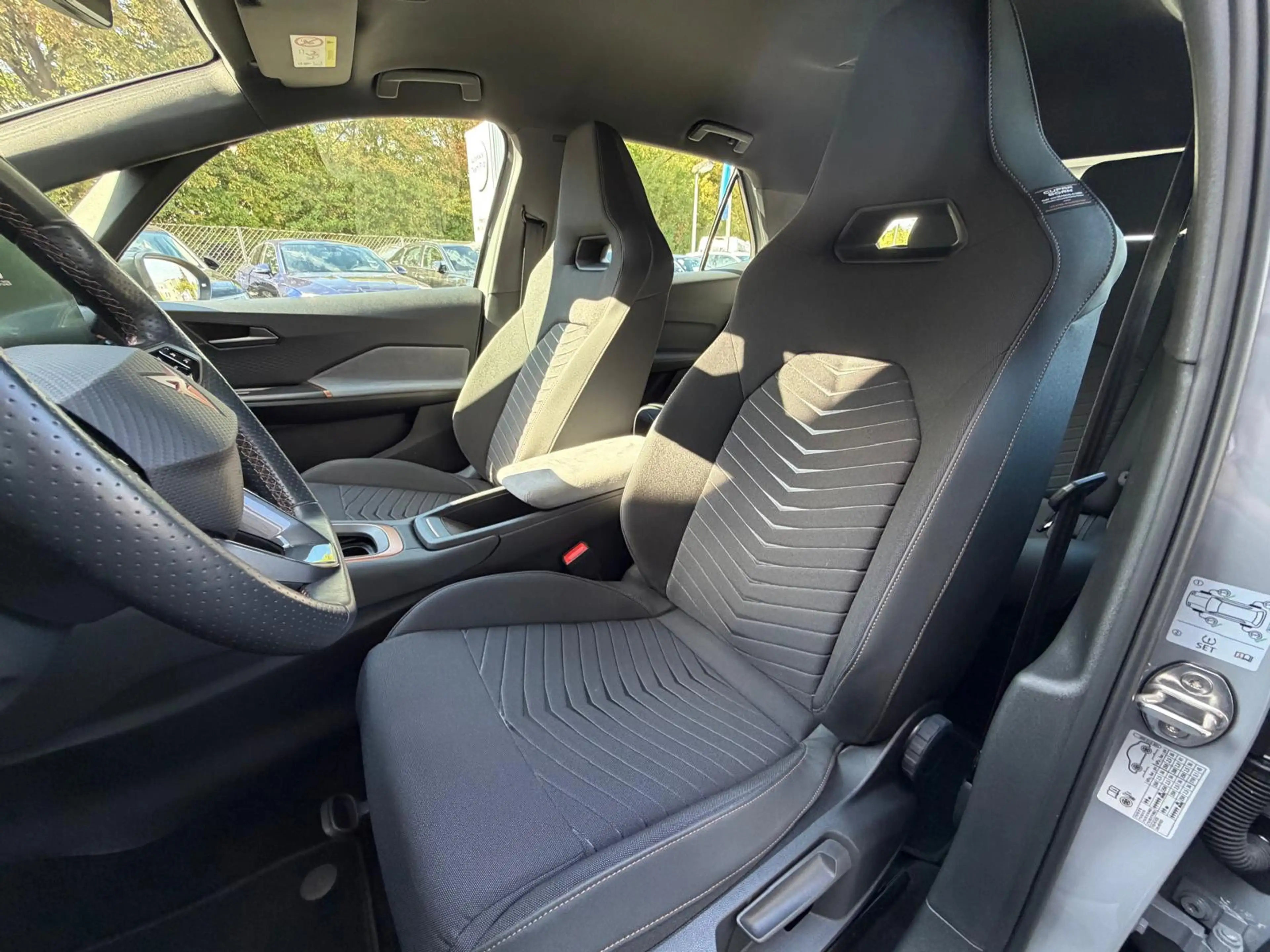 CUPRA Born 58 KWH >ALCANT+LED+TEMP+MFL+PDC+CARP+DAB+ — photo 10