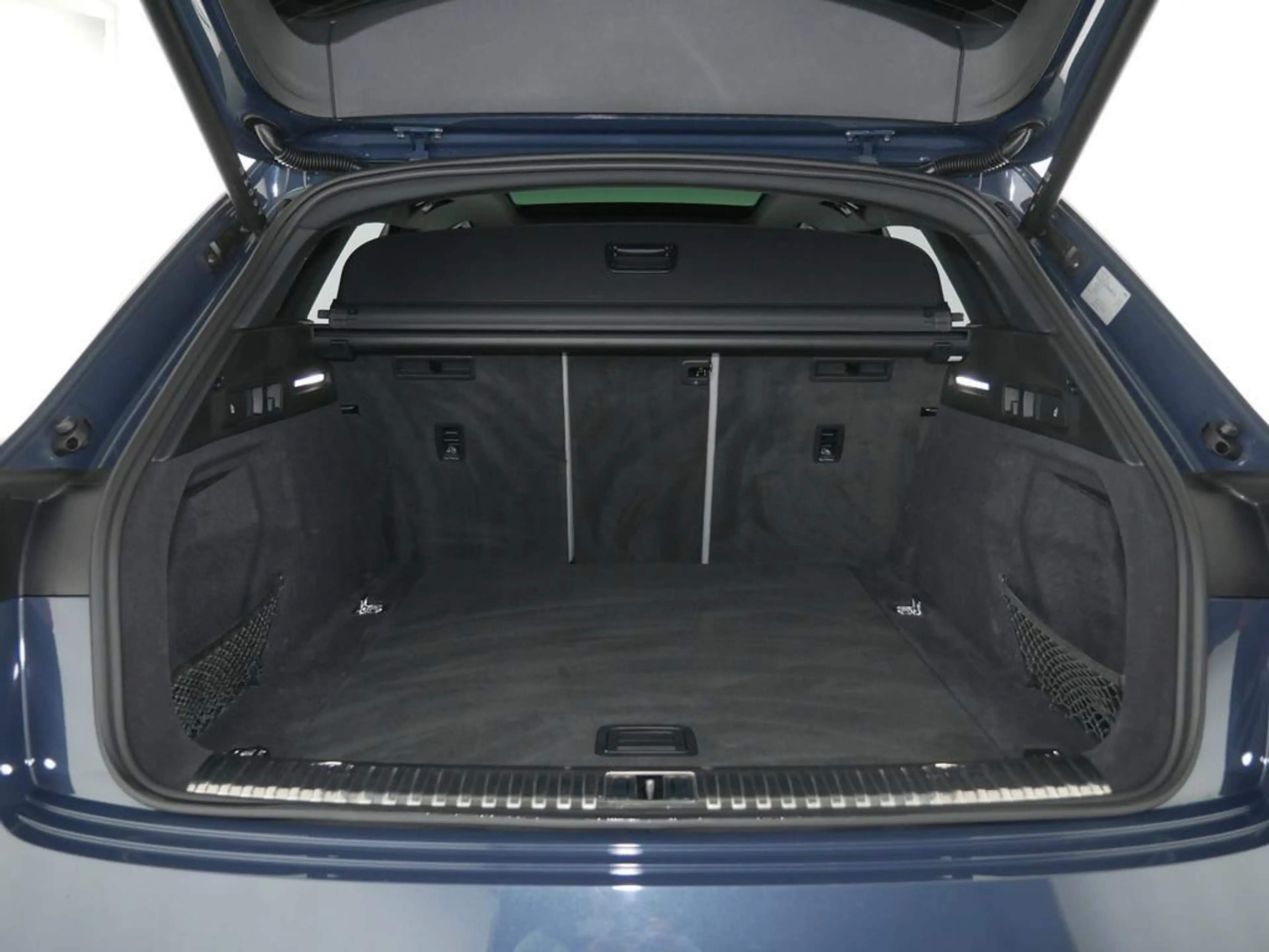 Audi Q8 e-tron 55 quattro S line AHK/Pano/LED/Head up/B&O/Navi He — photo 12