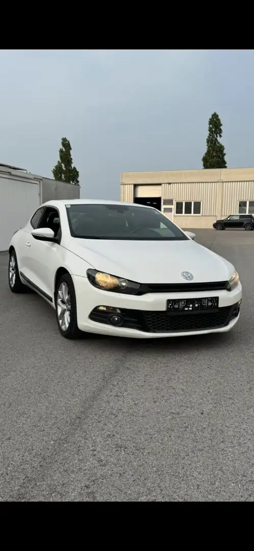 Volkswagen Scirocco 1.4 TSI Sportpaket Weiß - 2