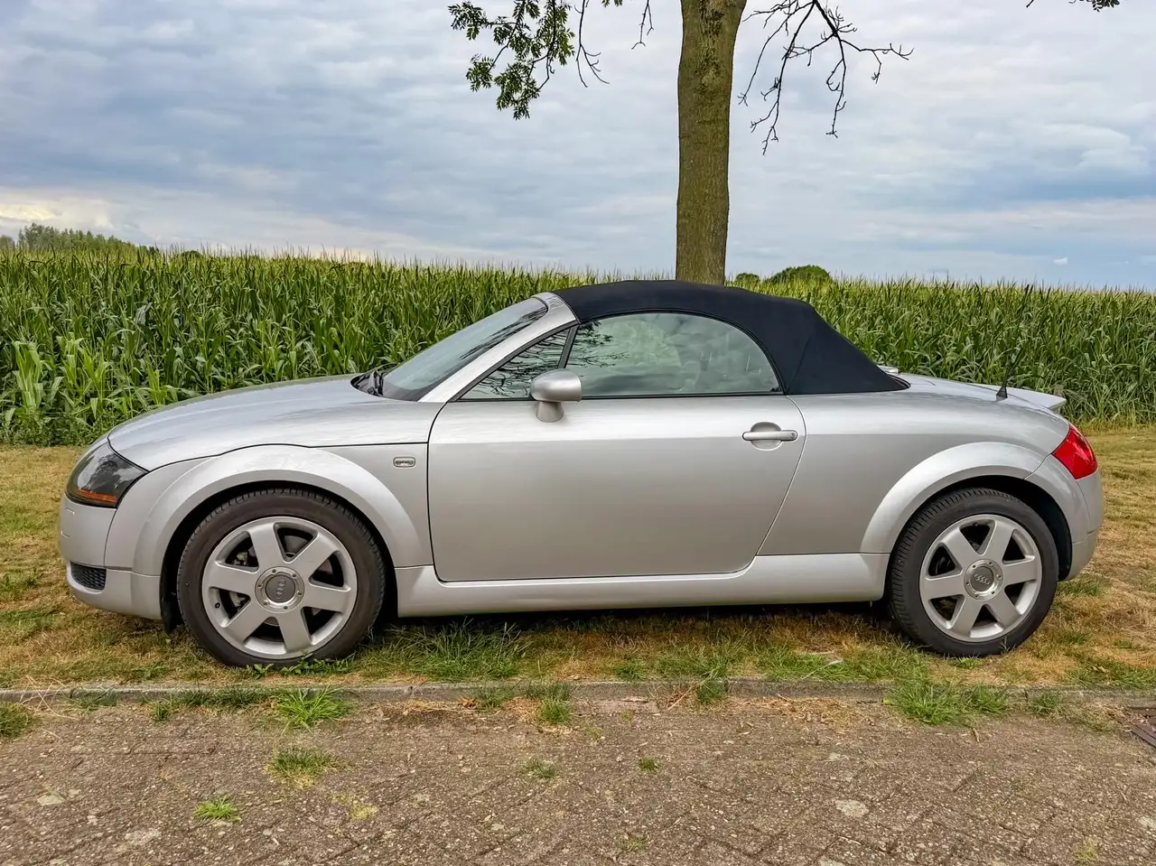 Audi TT Roadster 1.8 TT, foto 3