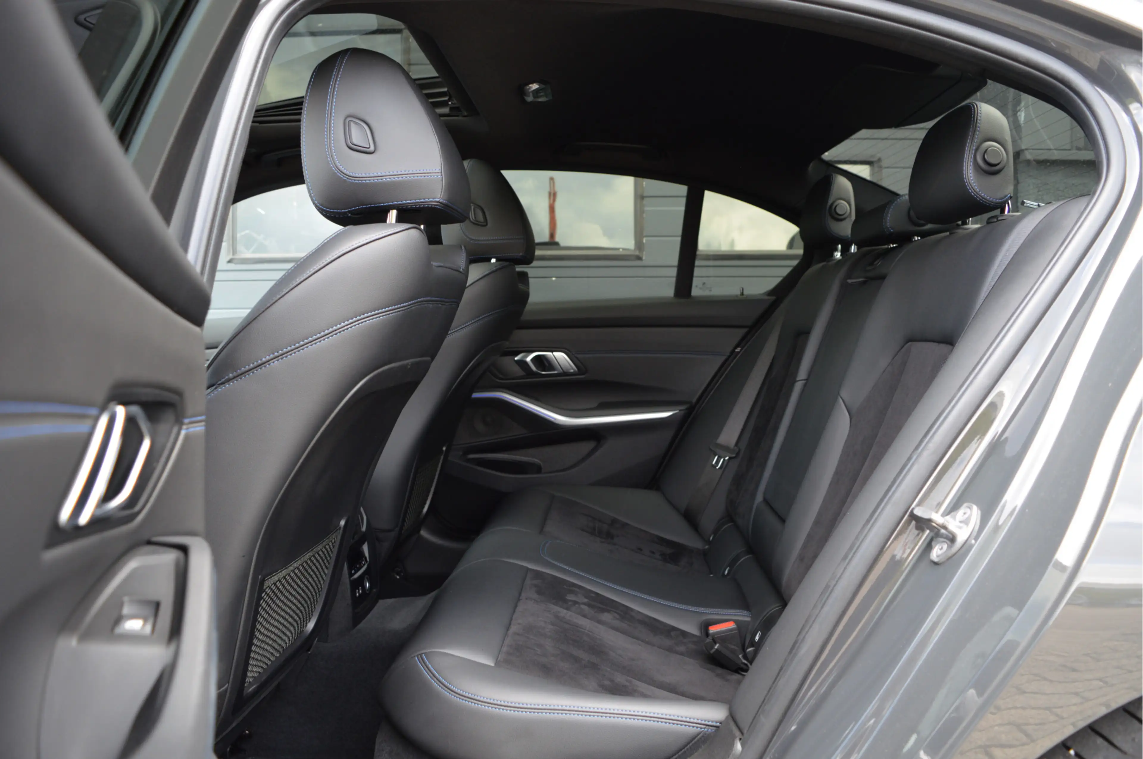 BMW 330 3-serie 330i High Executive | M-PAKKET | ACC | SCH — photo 11