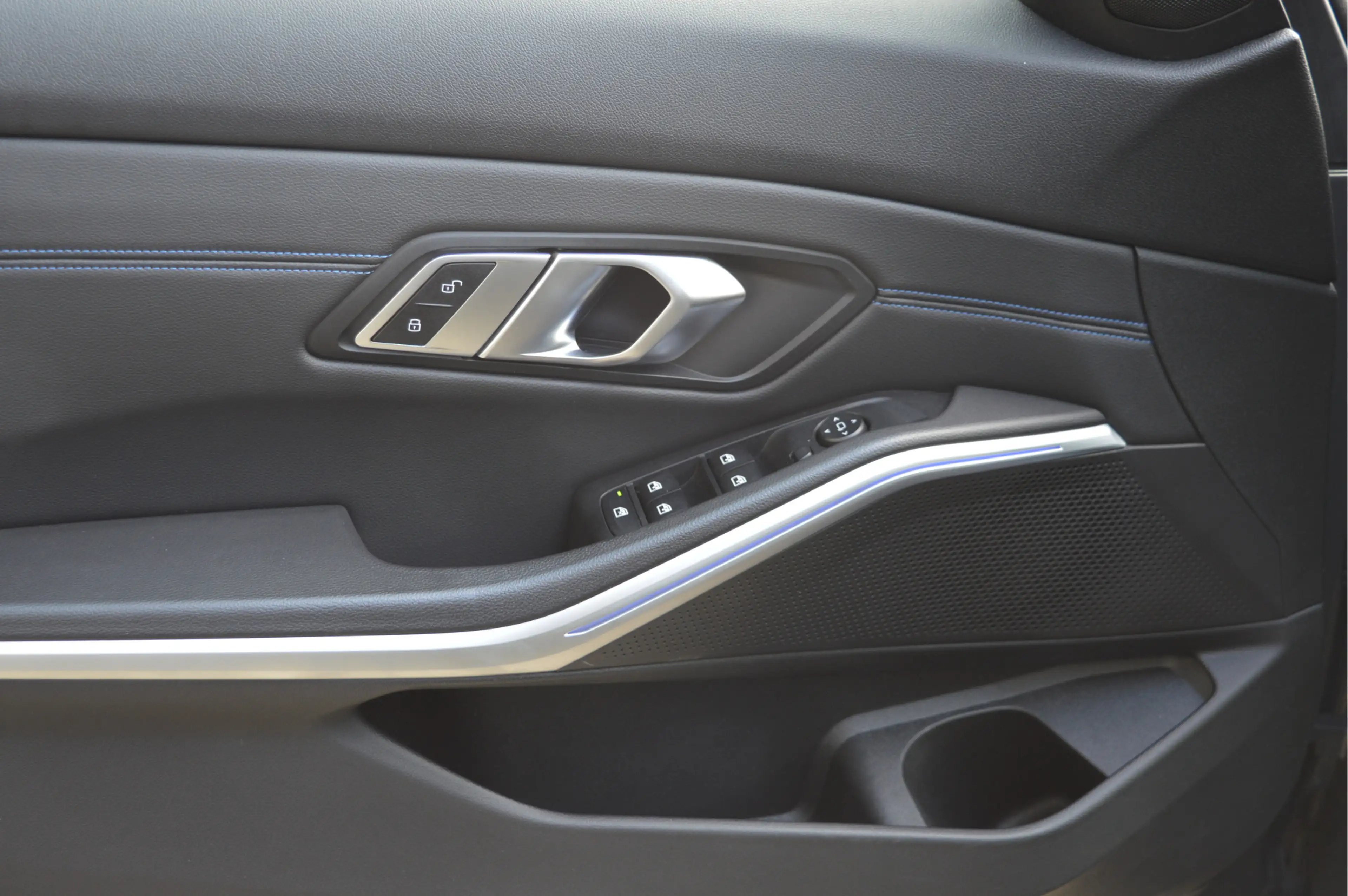 BMW 330 3-serie 330i High Executive | M-PAKKET | ACC | SCH — photo 16