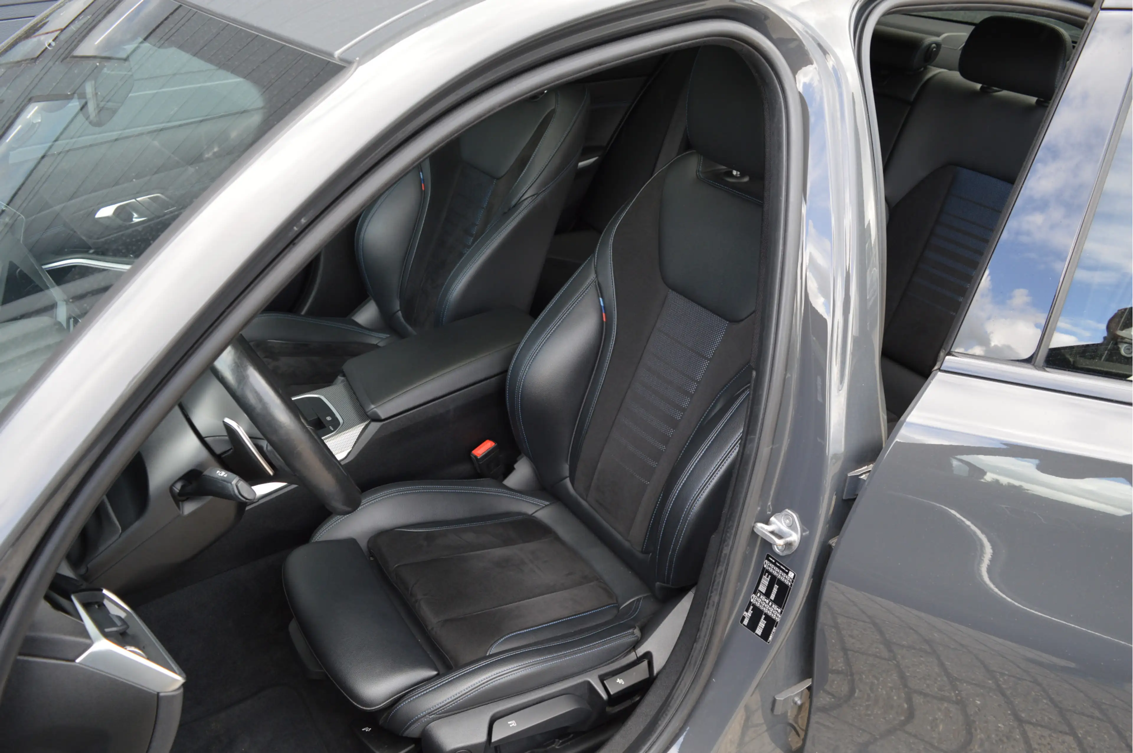 BMW 330 3-serie 330i High Executive | M-PAKKET | ACC | SCH — photo 9