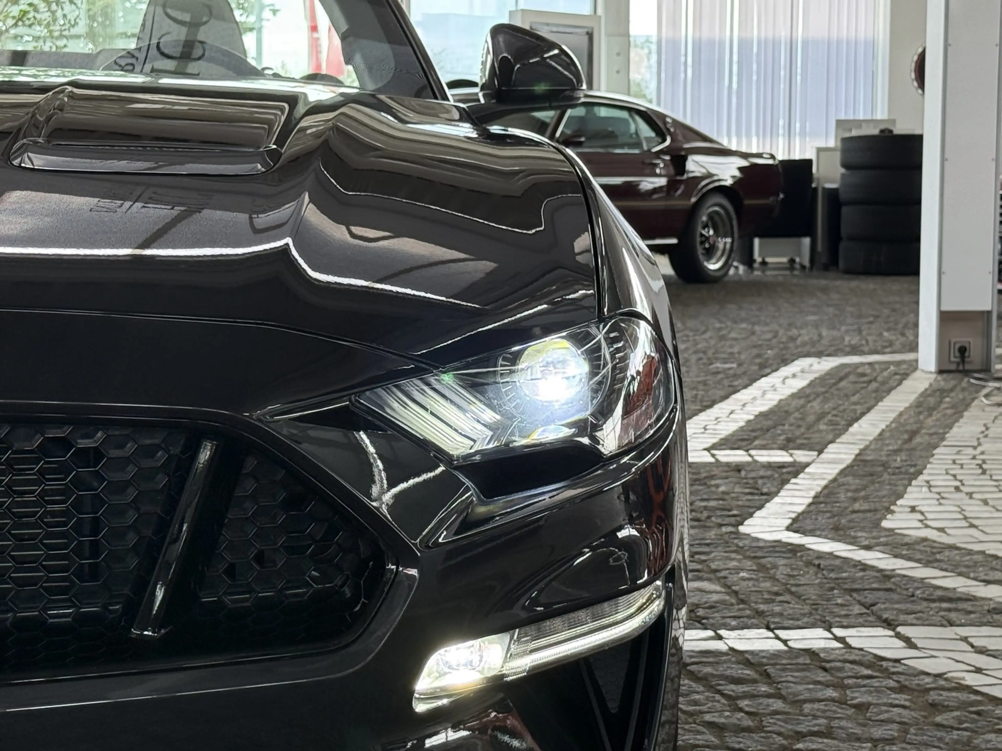 Ford Mustang GT V8 Autom. LEDER Beige| + UNFALLFREI — photo 6