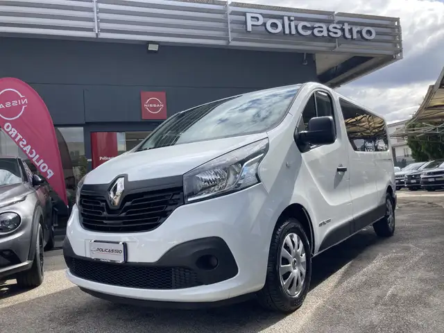 Renault Trafic 1.6 dci 125cv 9 POSTI PASSO LUNGO NAVI PDC CRUISE