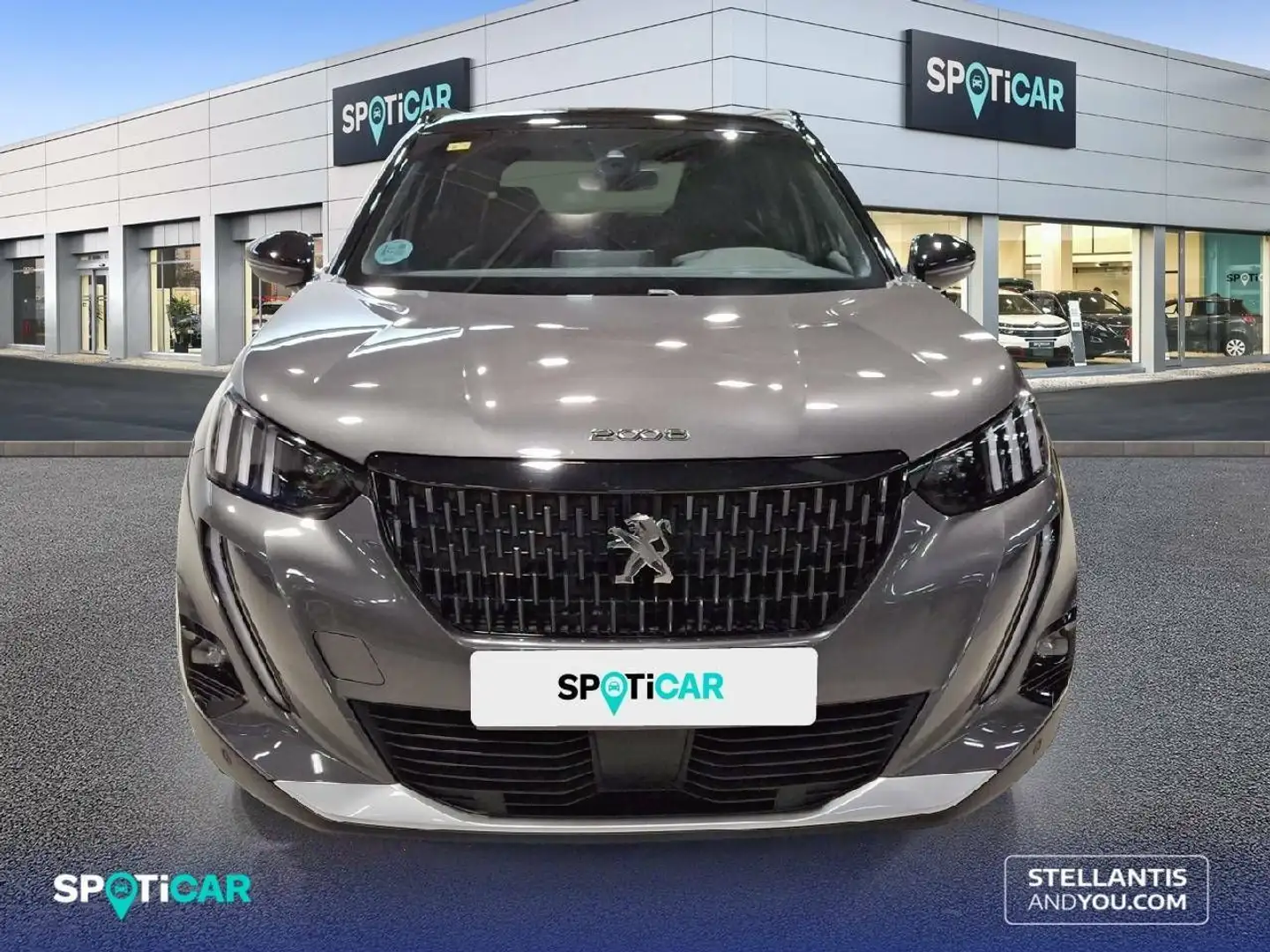 Peugeot 2008 1.2 PureTech S&S GT Line 130 Grijs - 2