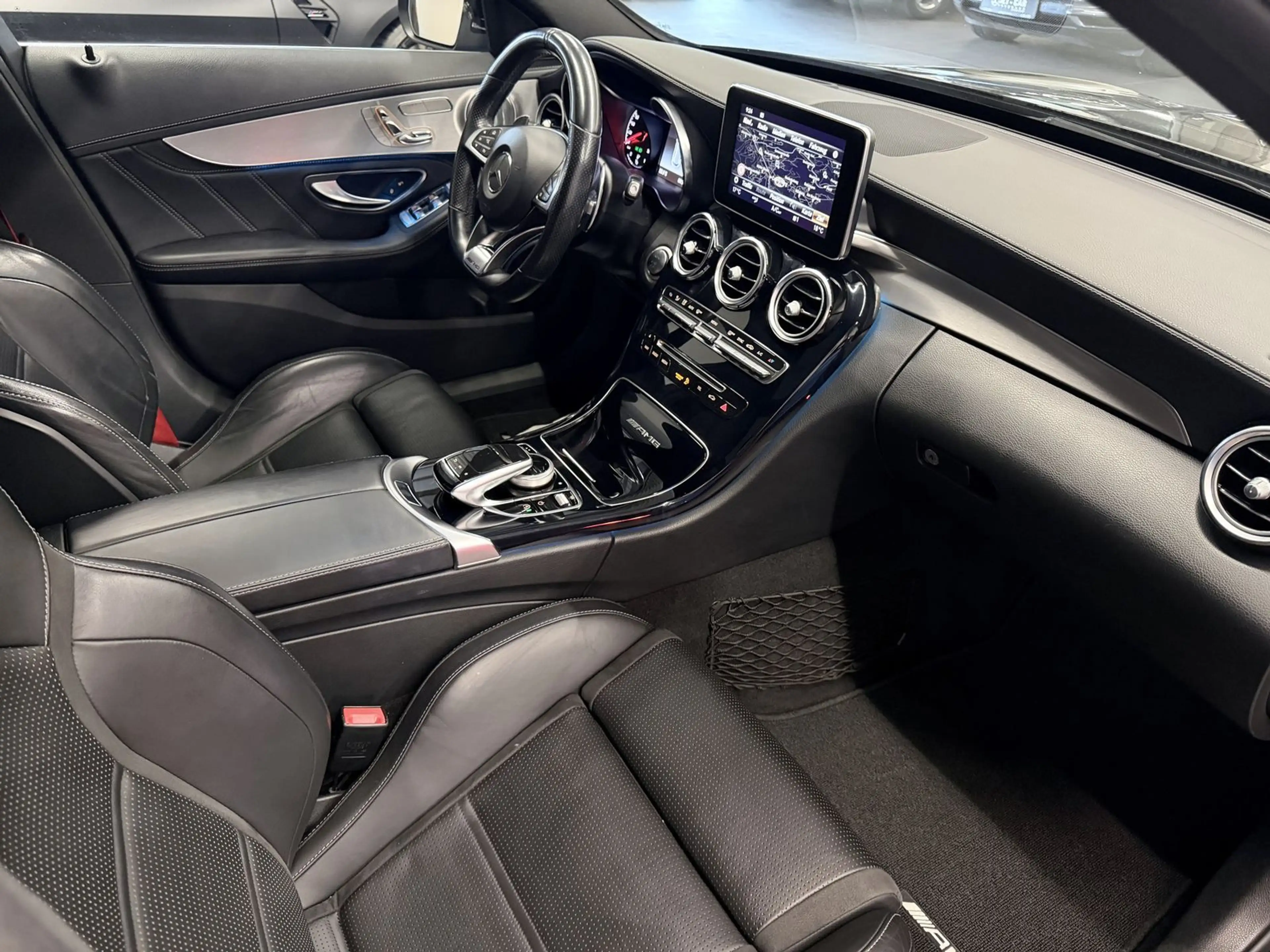 Mercedes-Benz C 63 AMG AMG T *Junge Sterne-Perf. Sitze-Pano* — photo 8