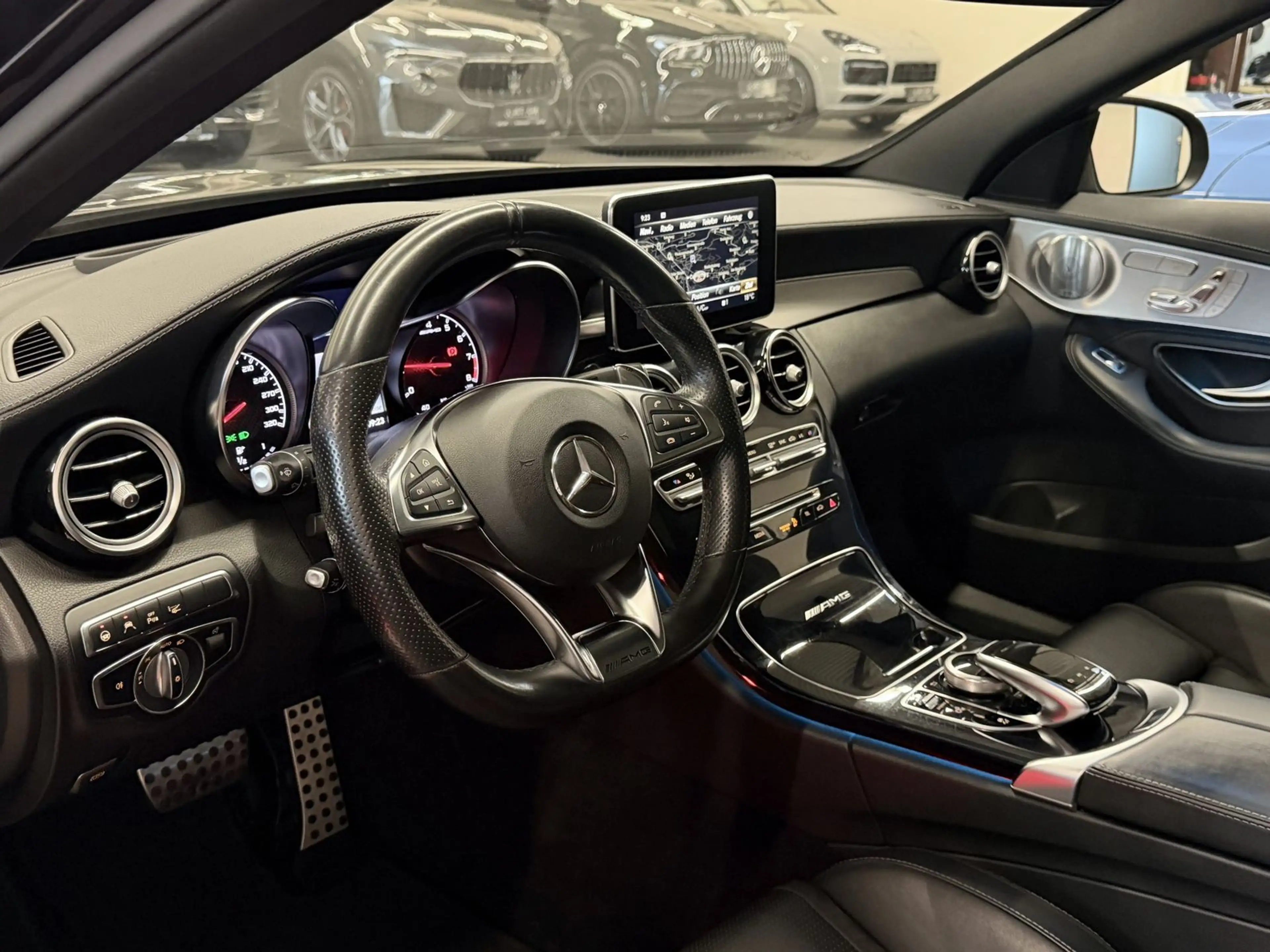 Mercedes-Benz C 63 AMG AMG T *Junge Sterne-Perf. Sitze-Pano* — photo 6