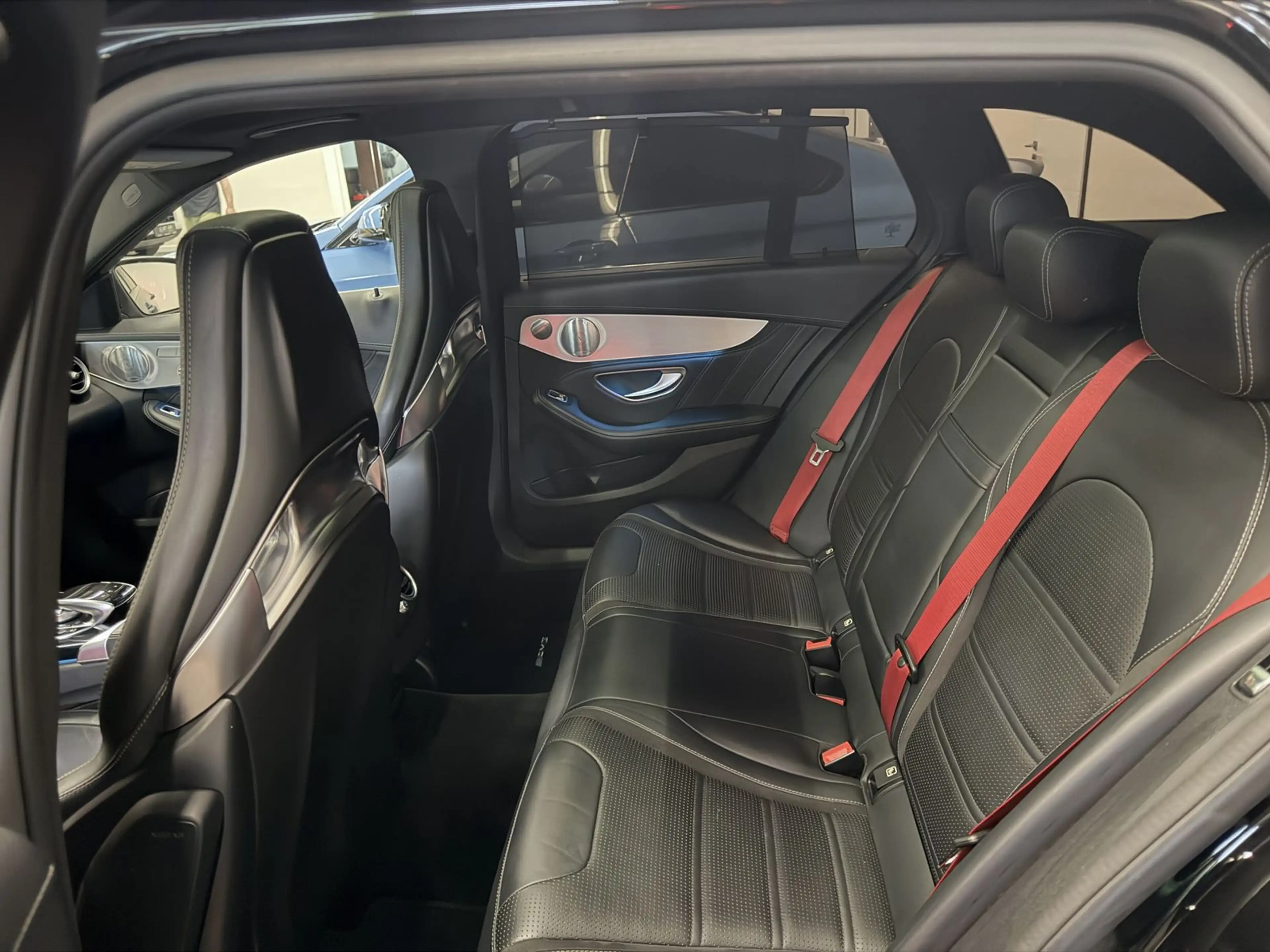Mercedes-Benz C 63 AMG AMG T *Junge Sterne-Perf. Sitze-Pano* — photo 12