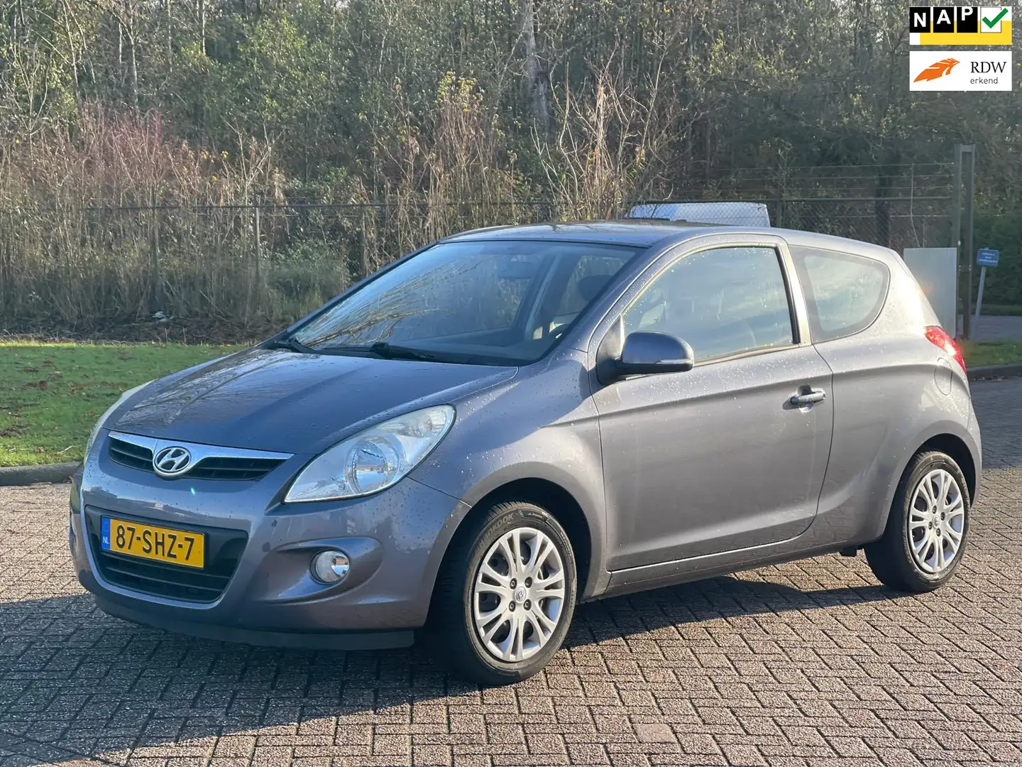 Hyundai i20 1.4i i-Motion/AIRCO/ELECRAMEN VOOR Grigio - 1
