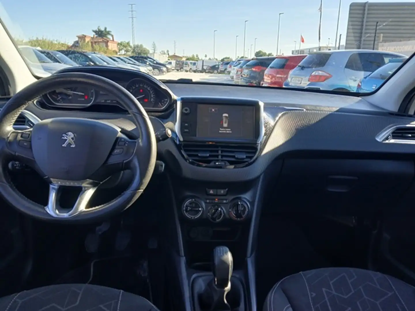 Peugeot 2008 1.6 BlueHDI Active 100 Weiß - 2