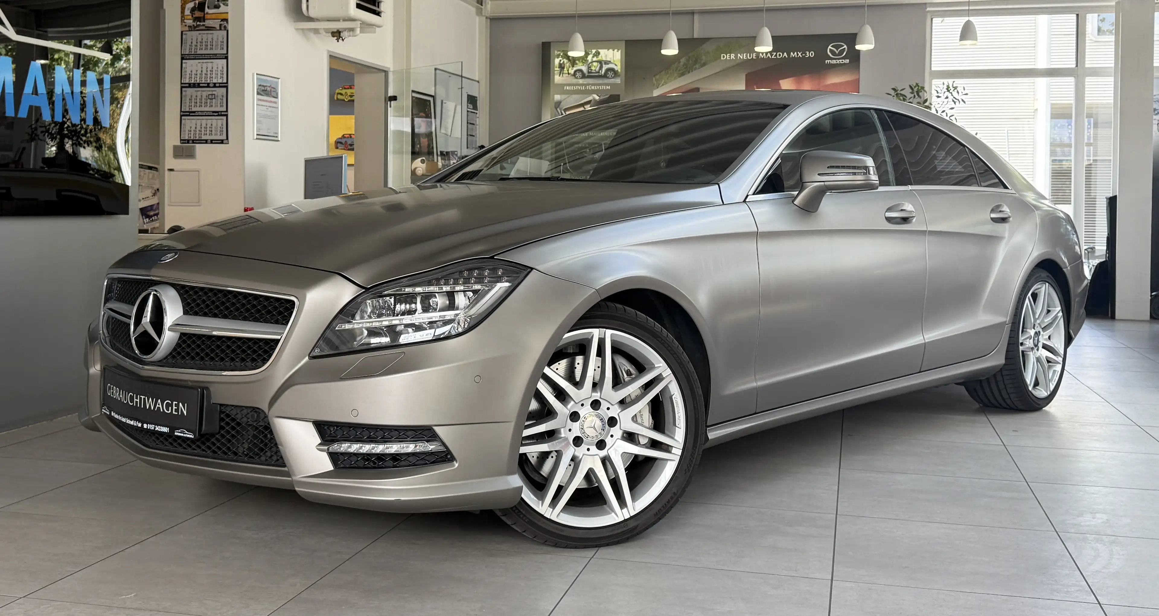Mercedes-Benz CLS 500 CLS 500 BlueEfficiency AMG Harman Kardon Kamera Schiebedach 2-Hand
