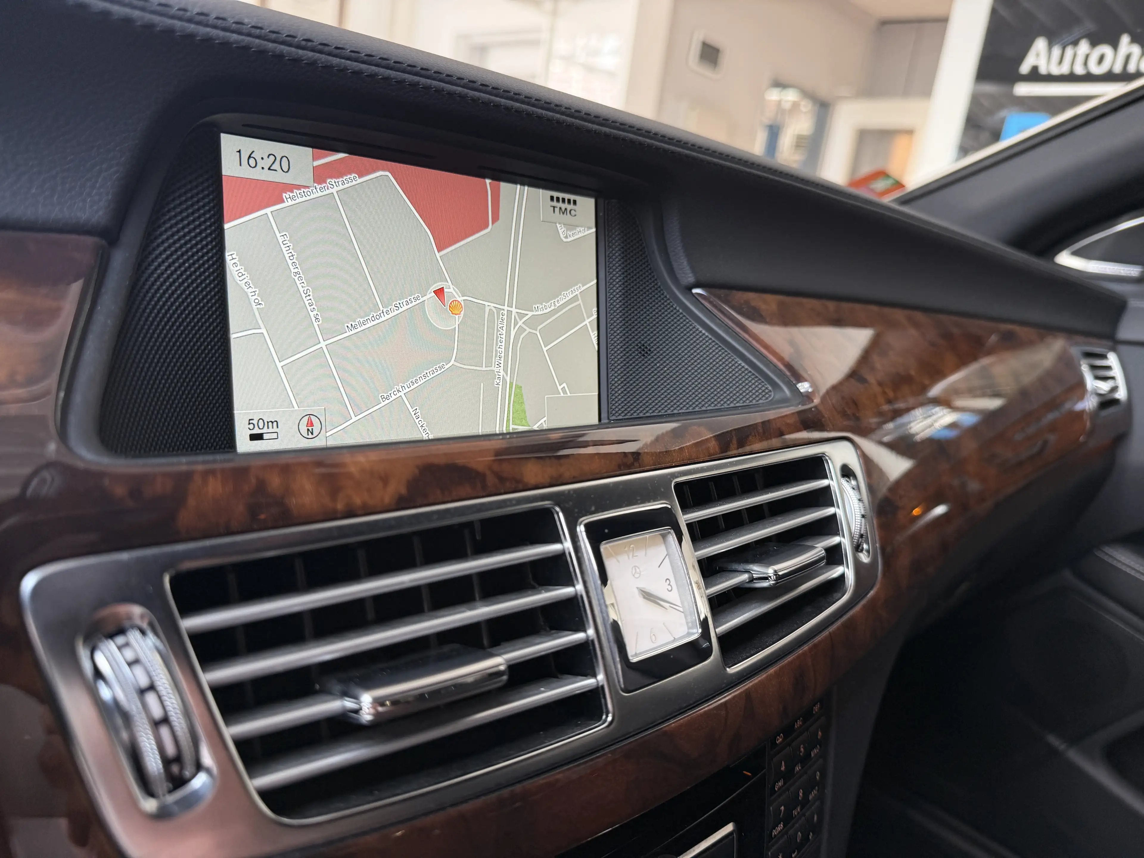 Mercedes-Benz CLS 500 CLS 500 BlueEfficiency AMG Harman Kardon Kamera Schiebedach 2-Hand — photo 11
