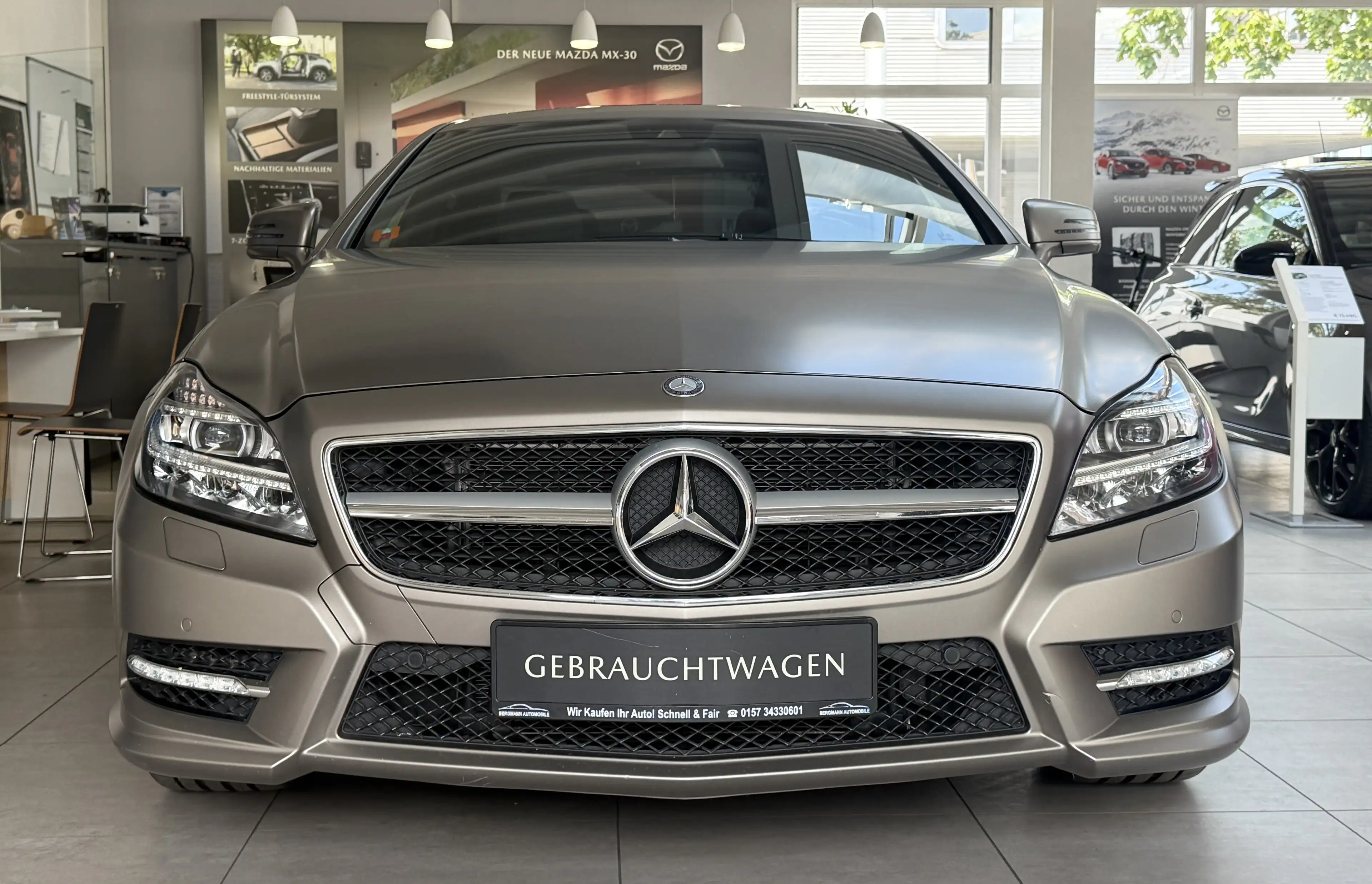 Mercedes-Benz CLS 500 CLS 500 BlueEfficiency AMG Harman Kardon Kamera Schiebedach 2-Hand — photo 2