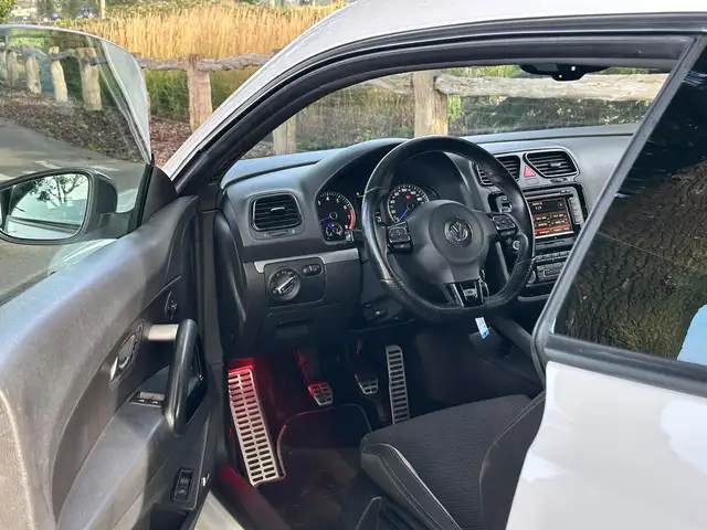 Volkswagen Scirocco view 18