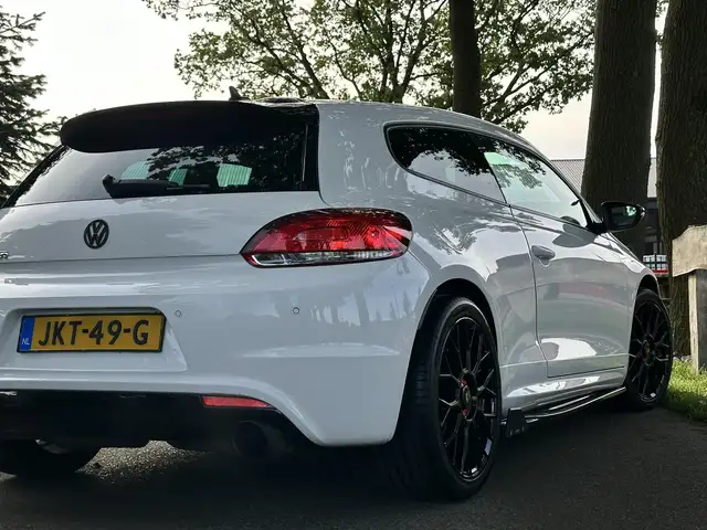 Volkswagen Scirocco view 5