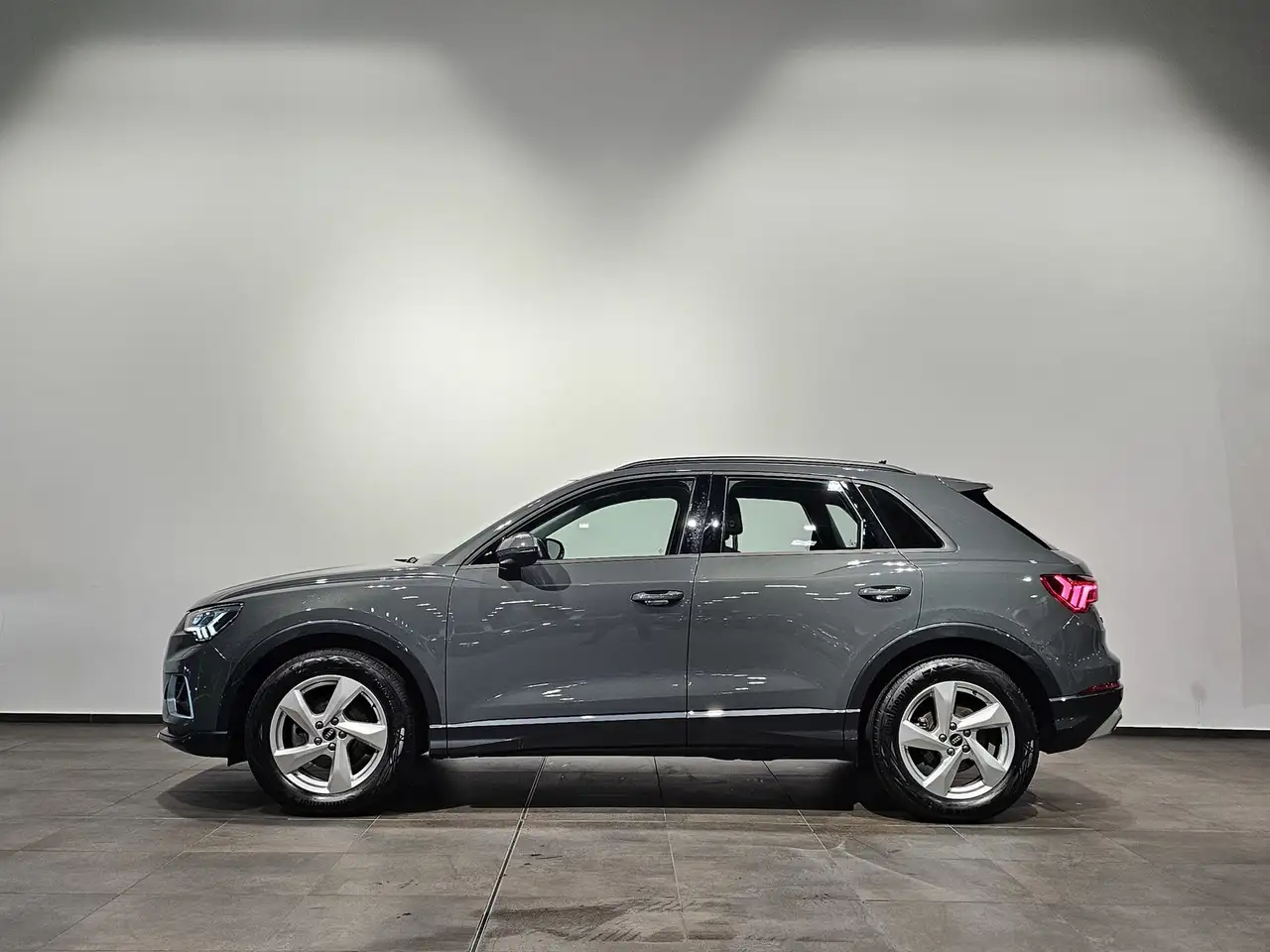Audi Q3, фото 8