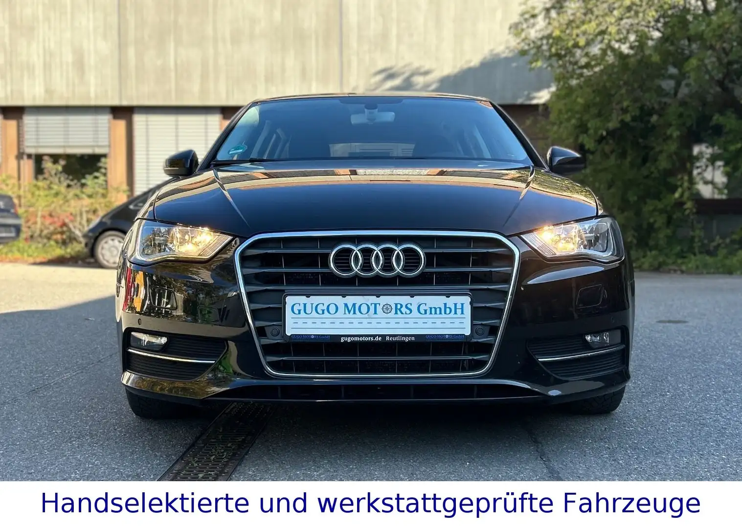 Audi A3 Sportback 2.0 TDI AHK Schwarz - 2