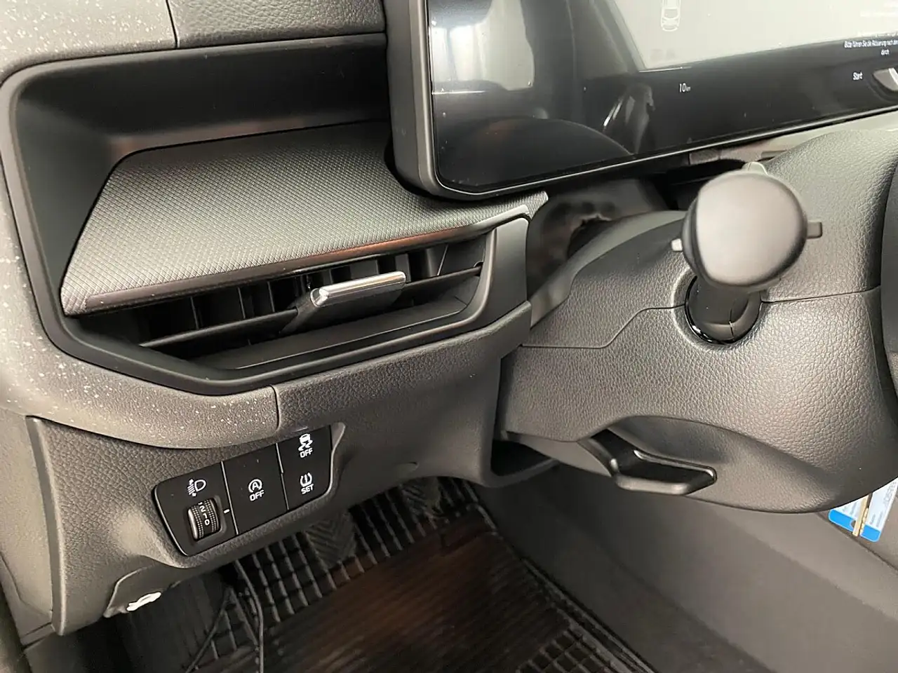 Kia Stonic 1,0 TGDI GPF ISG Silber/MT6/100/MY26|Stahl W22 20