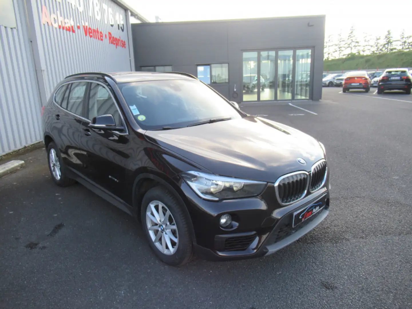 BMW X1 (F48) SDRIVE18DA 150CH BUSINESS Marrone - 2