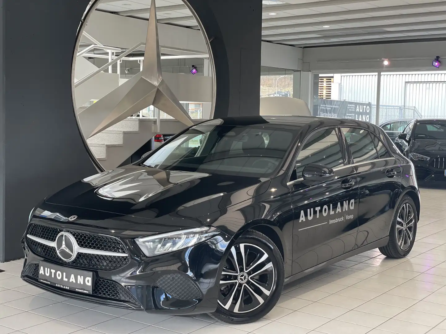 Mercedes-Benz A 180 d Automatik Nero - 1
