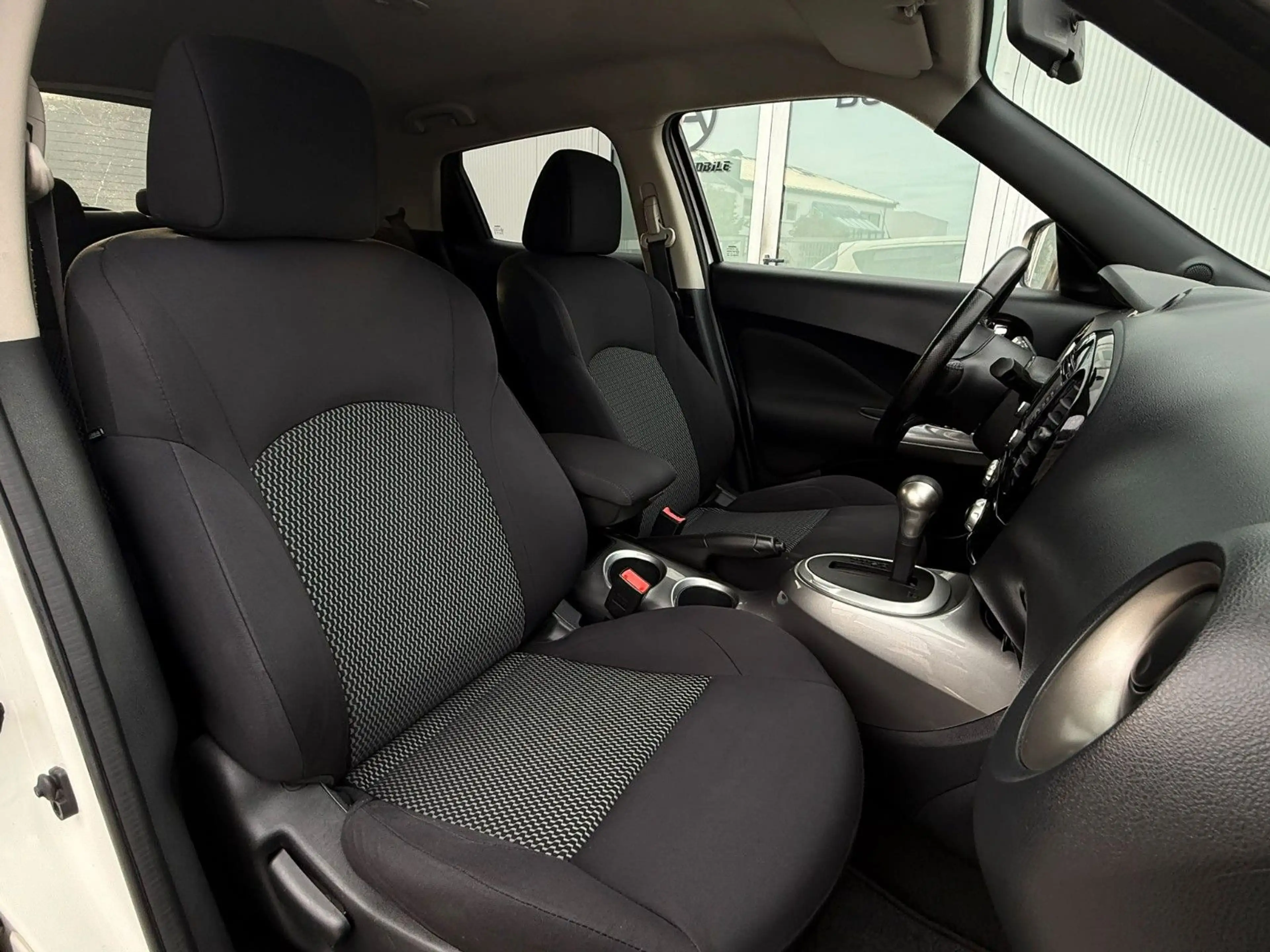 Nissan Juke Acenta — photo 14