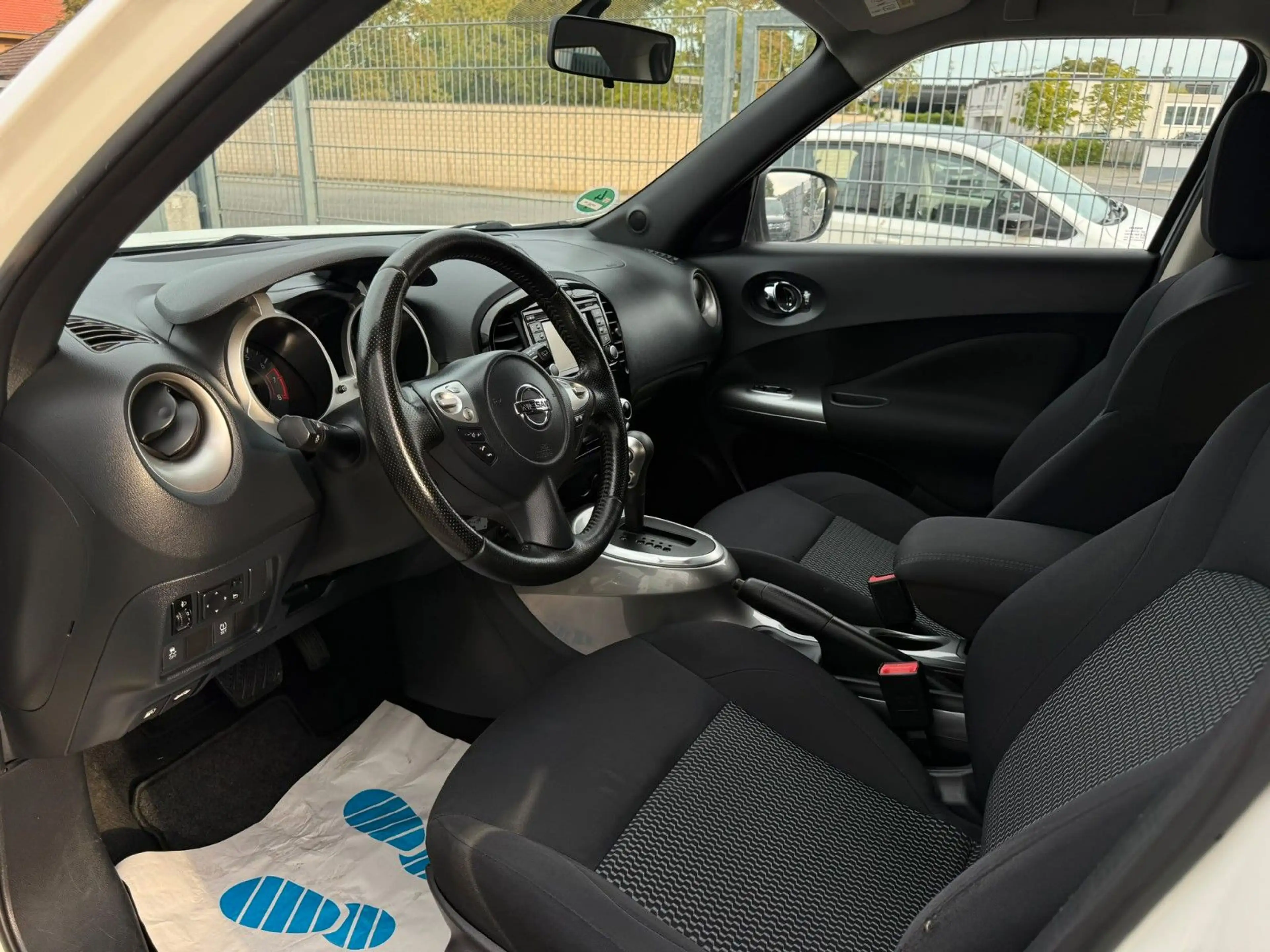 Nissan Juke Acenta — photo 7