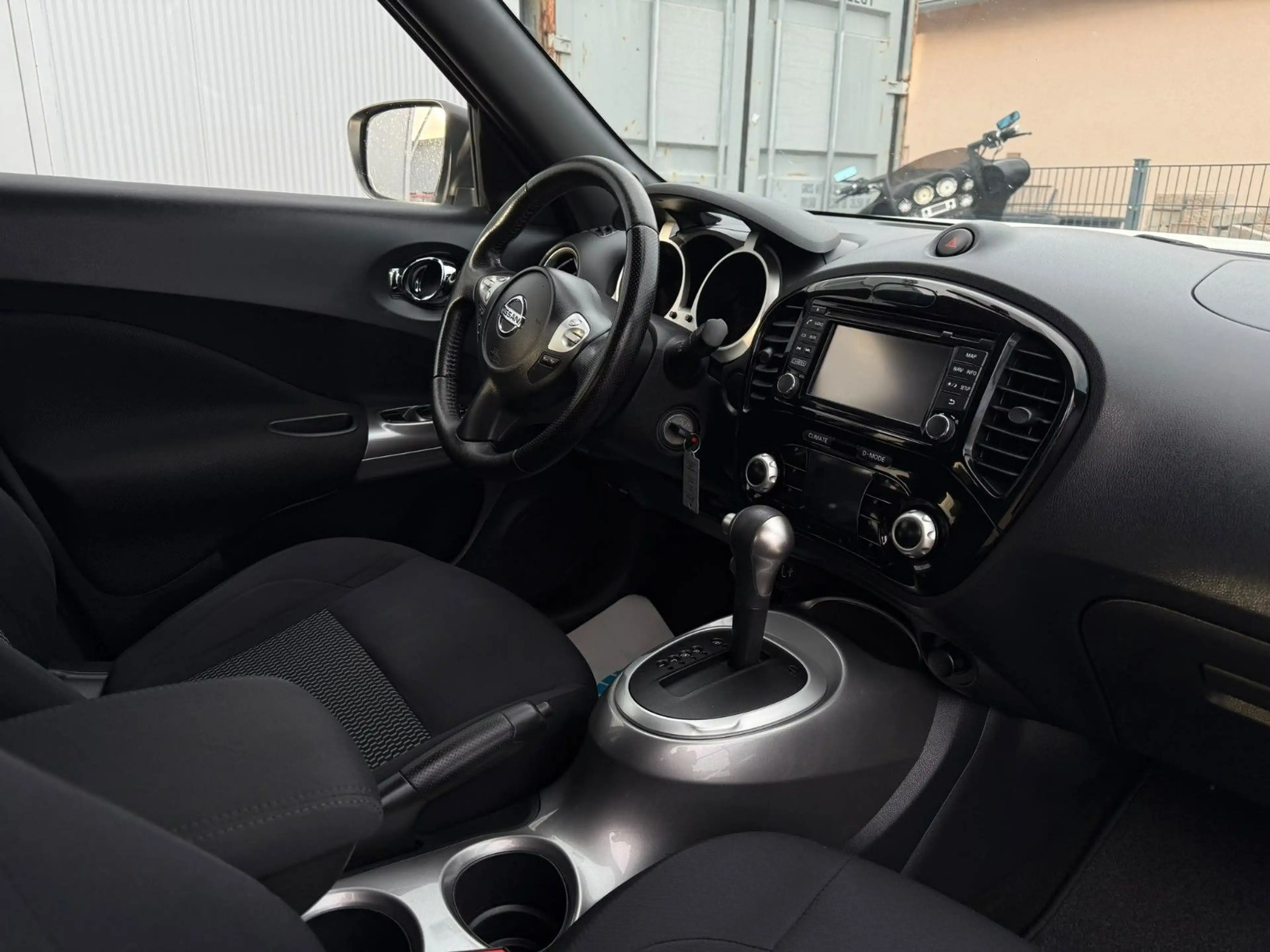 Nissan Juke Acenta — photo 13