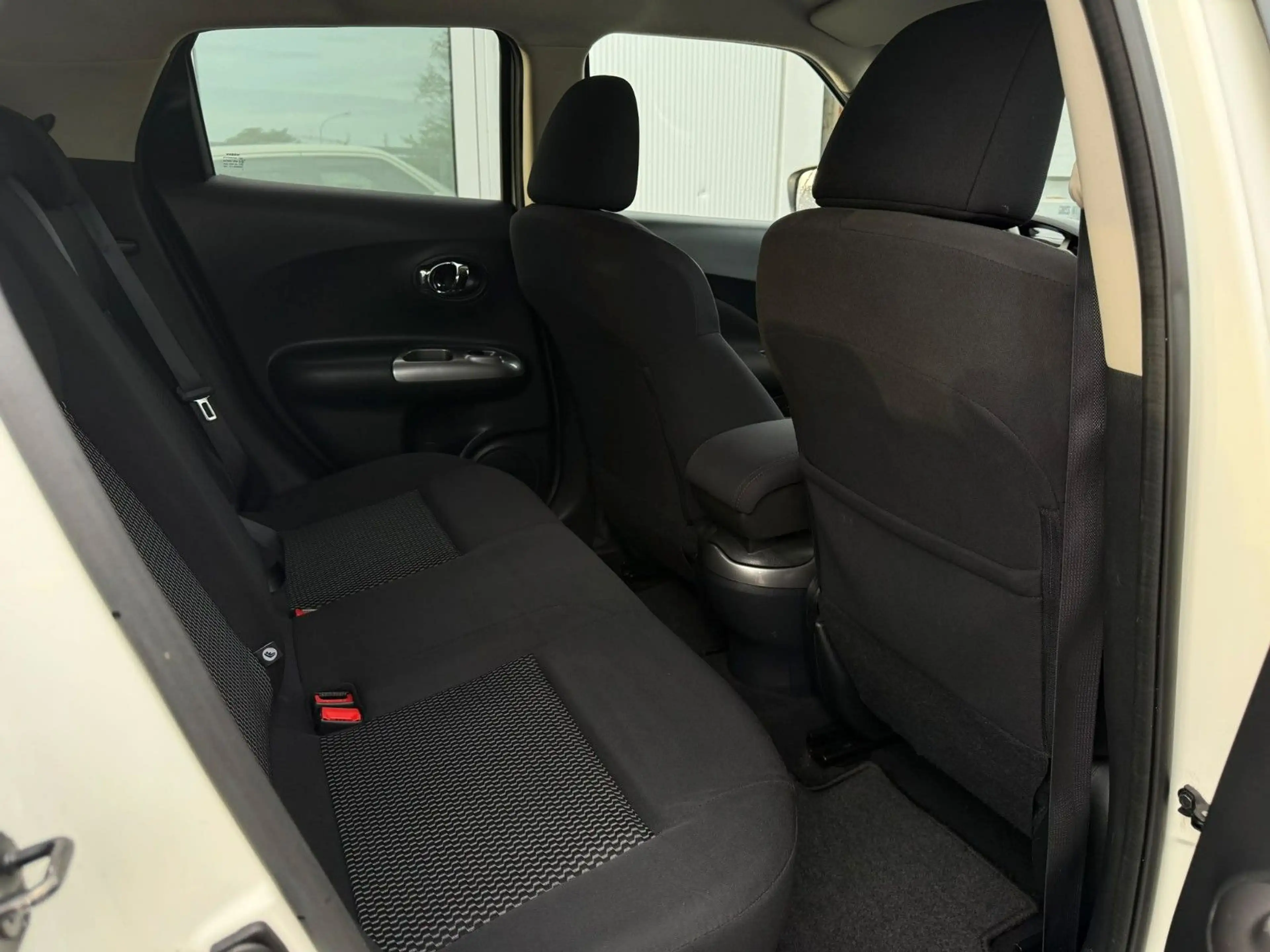 Nissan Juke Acenta — photo 11
