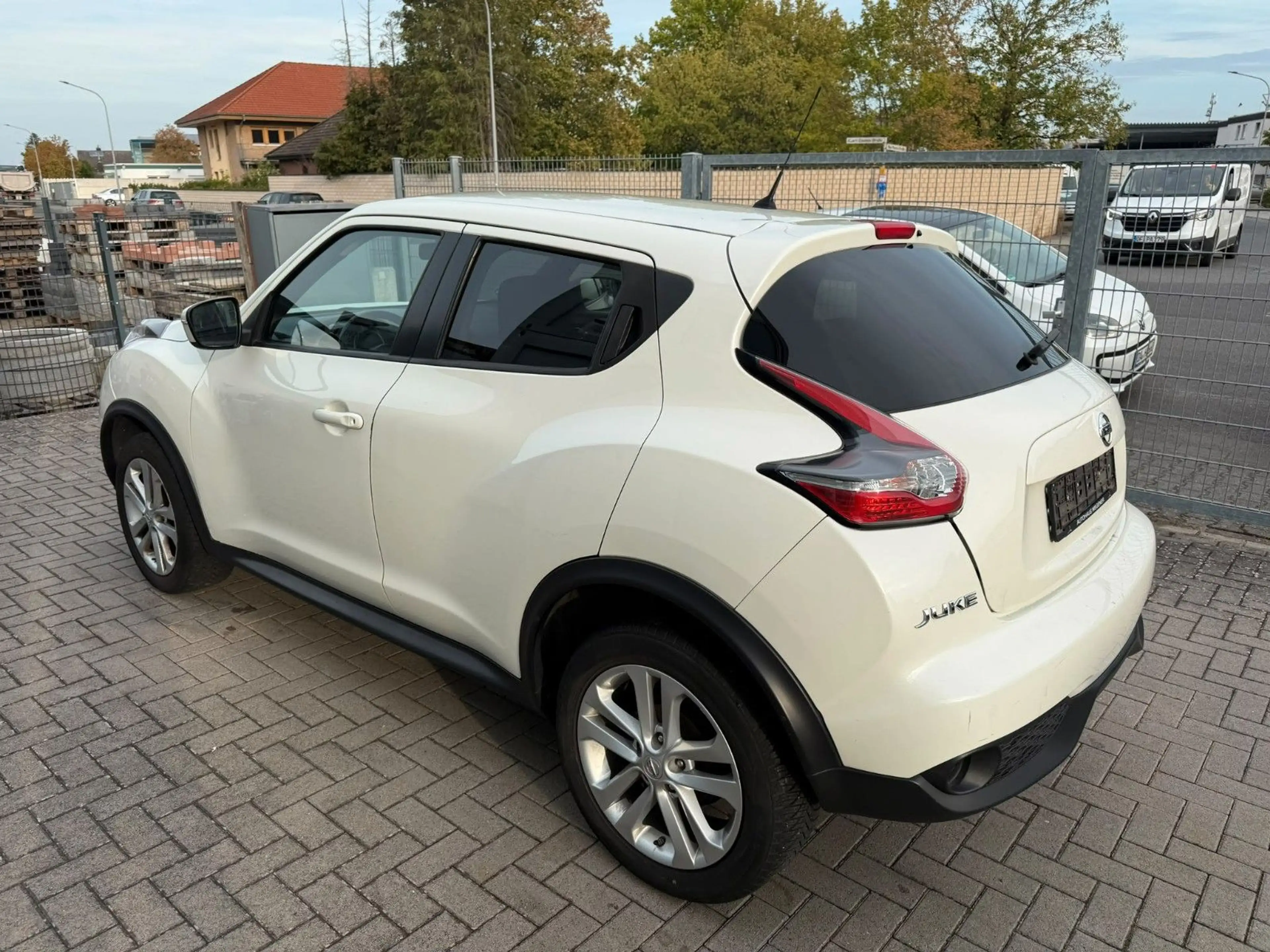 Nissan Juke Acenta — photo 6