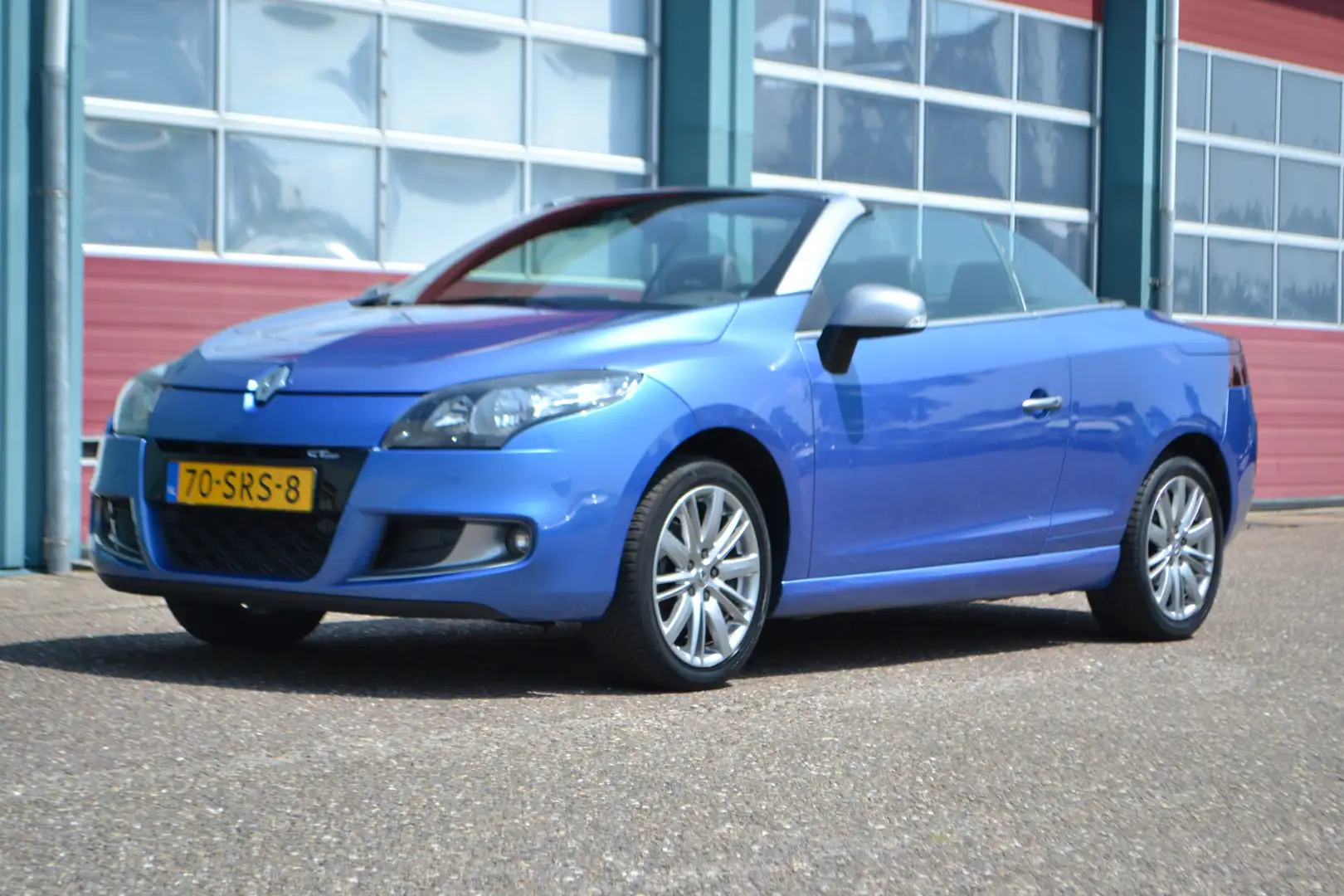 Renault Megane Coupé-Cabriolet 1.4 TCE GT-Line Blauw - 1