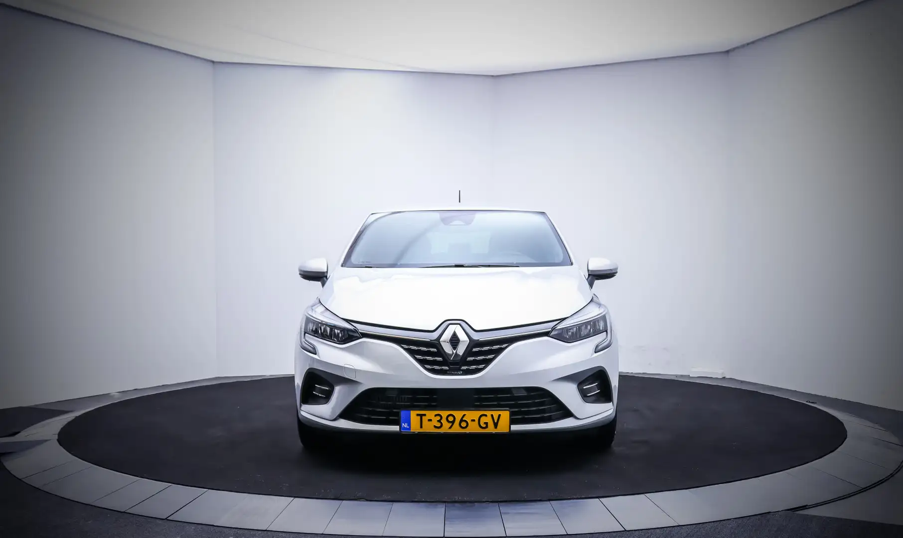 Renault Clio 1.3 TCe Intens 140PK LED/NAVI/CARPLAY/CAMERA/LANE Grijs - 2