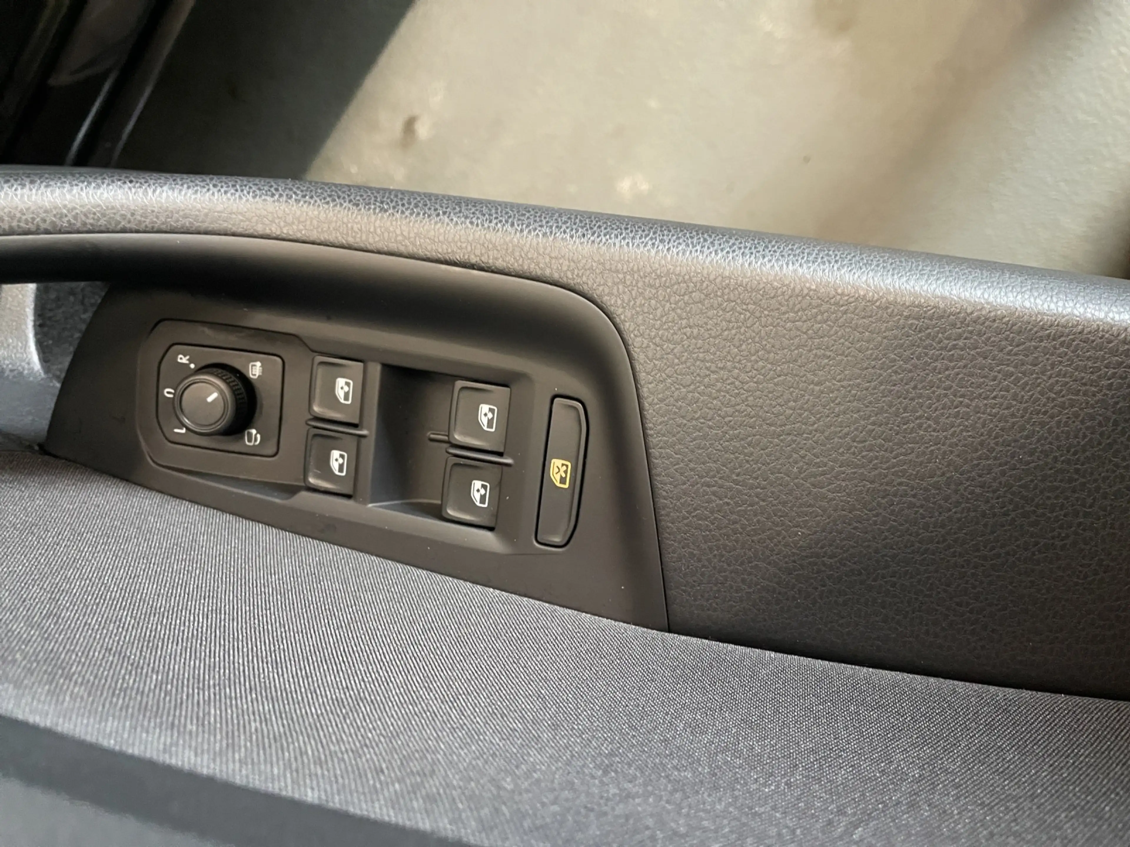 Volkswagen Passat Variant Passat Variant 2.0 TDI DSG Business — photo 6