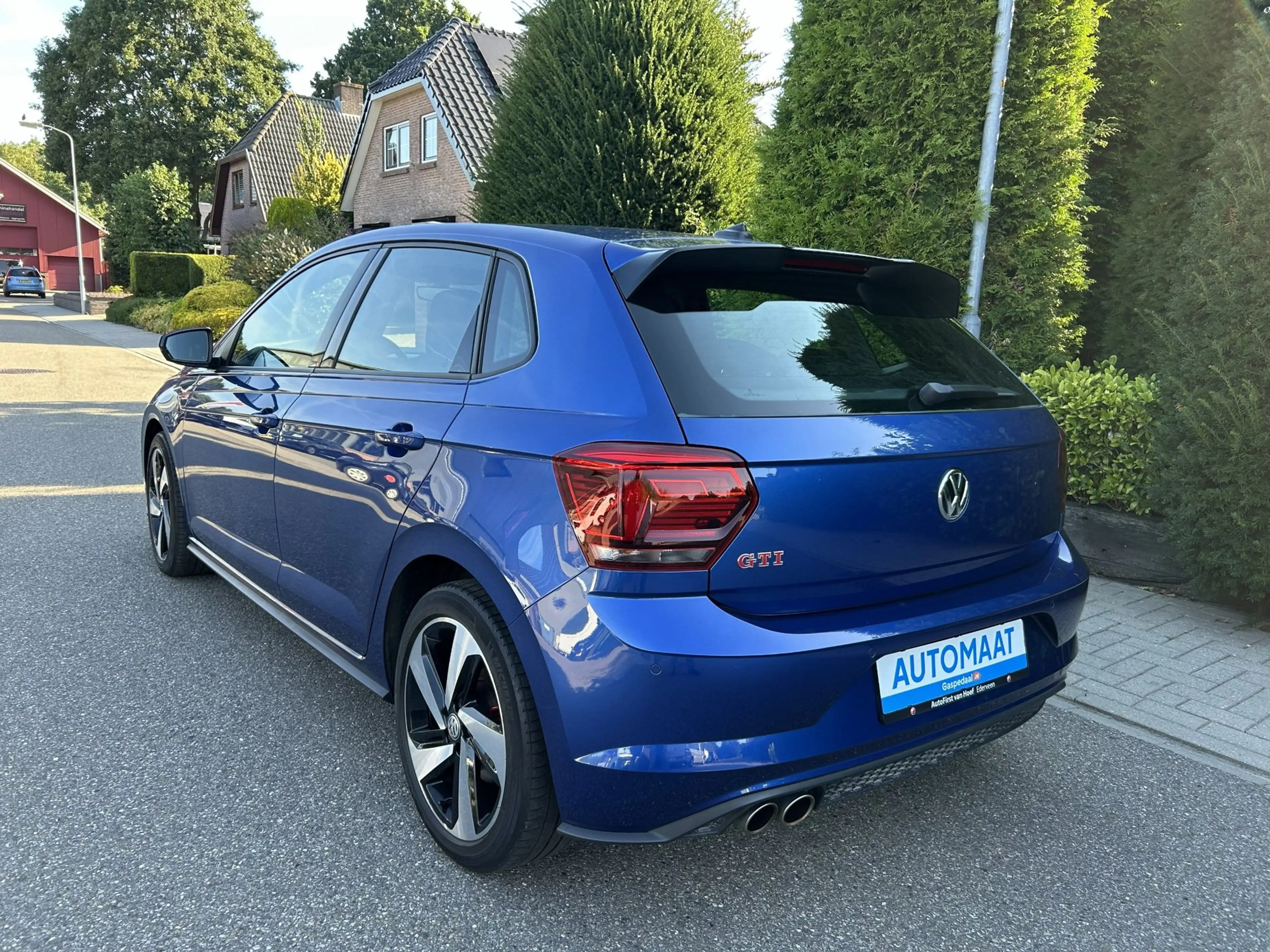 Volkswagen Polo GTI 2.0 TSI — photo 9