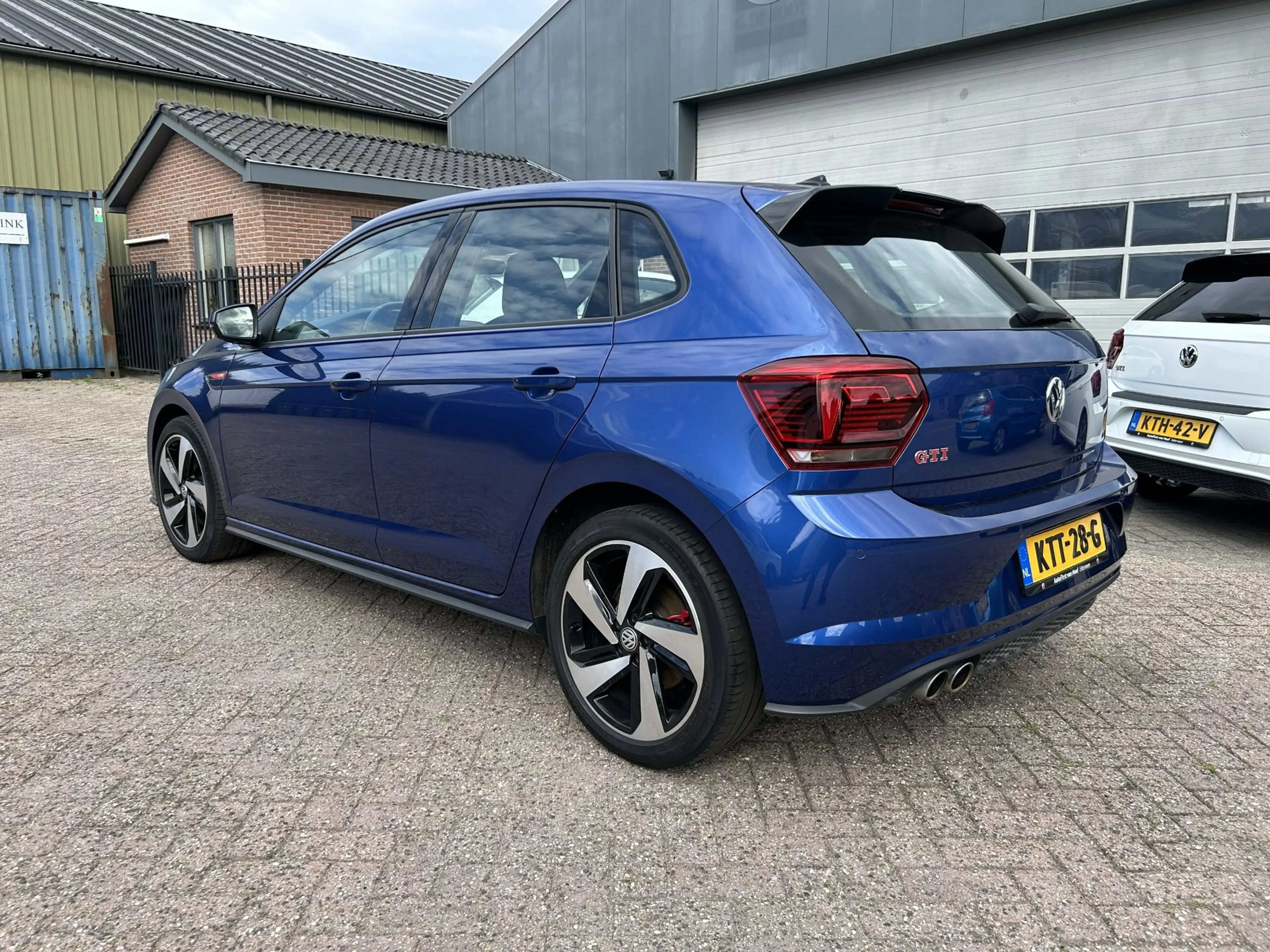 Volkswagen Polo GTI 2.0 TSI — photo 3