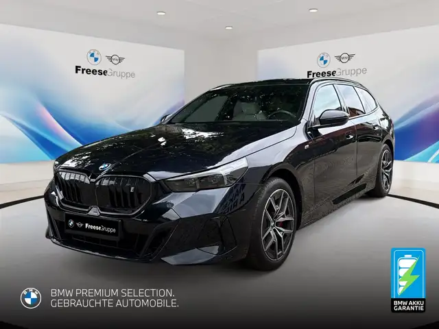 BMW i5 eDrive40 Touring AHK 360° HEAD-UP SITZBELÜFT