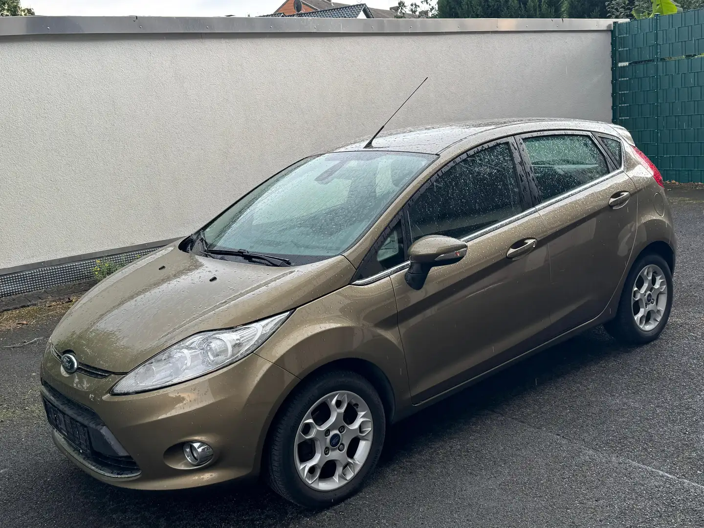 Ford Fiesta 1.25 Titanium Scheckheft Bronze - 1
