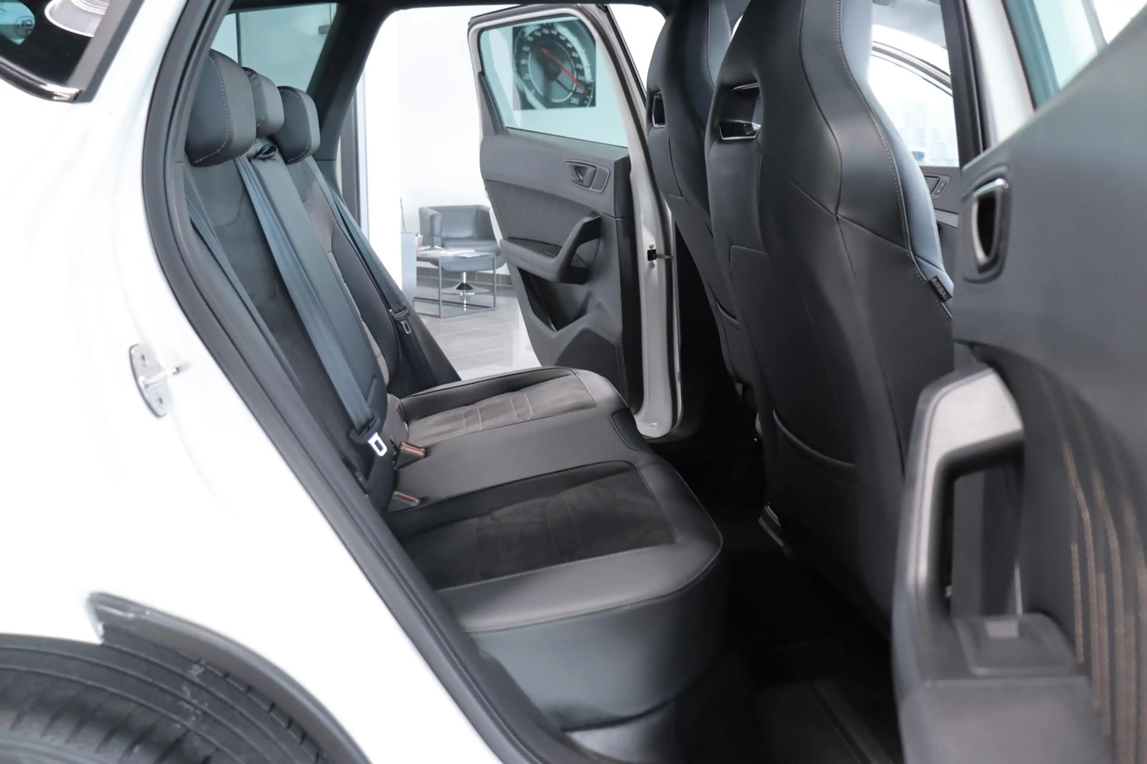 SEAT Ateca Cupra 2.0TSI DSG VZ 4Drive *SHZ*CAM*BEATS* — photo 15