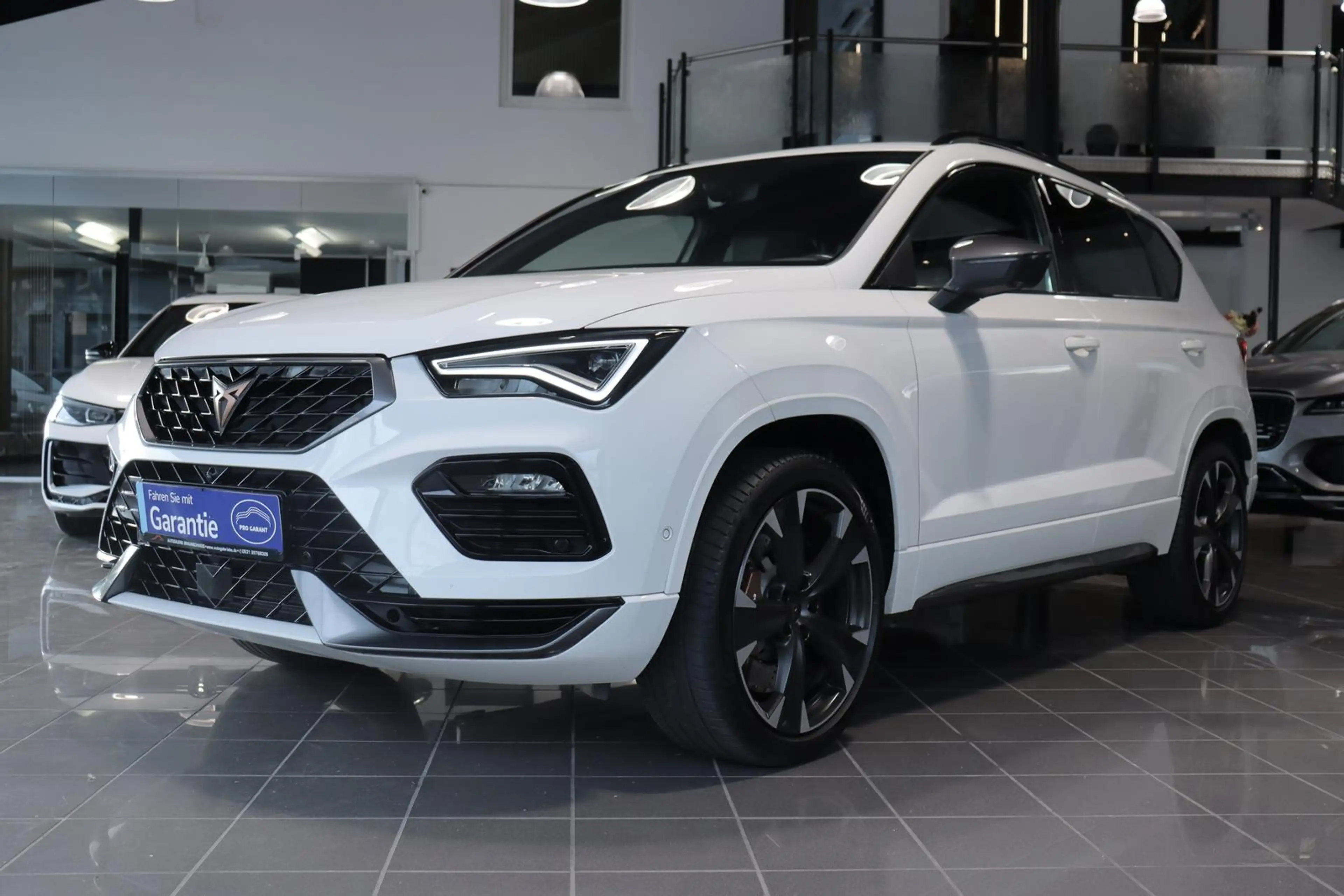 SEAT Ateca Cupra 2.0TSI DSG VZ 4Drive *SHZ*CAM*BEATS* — photo 2