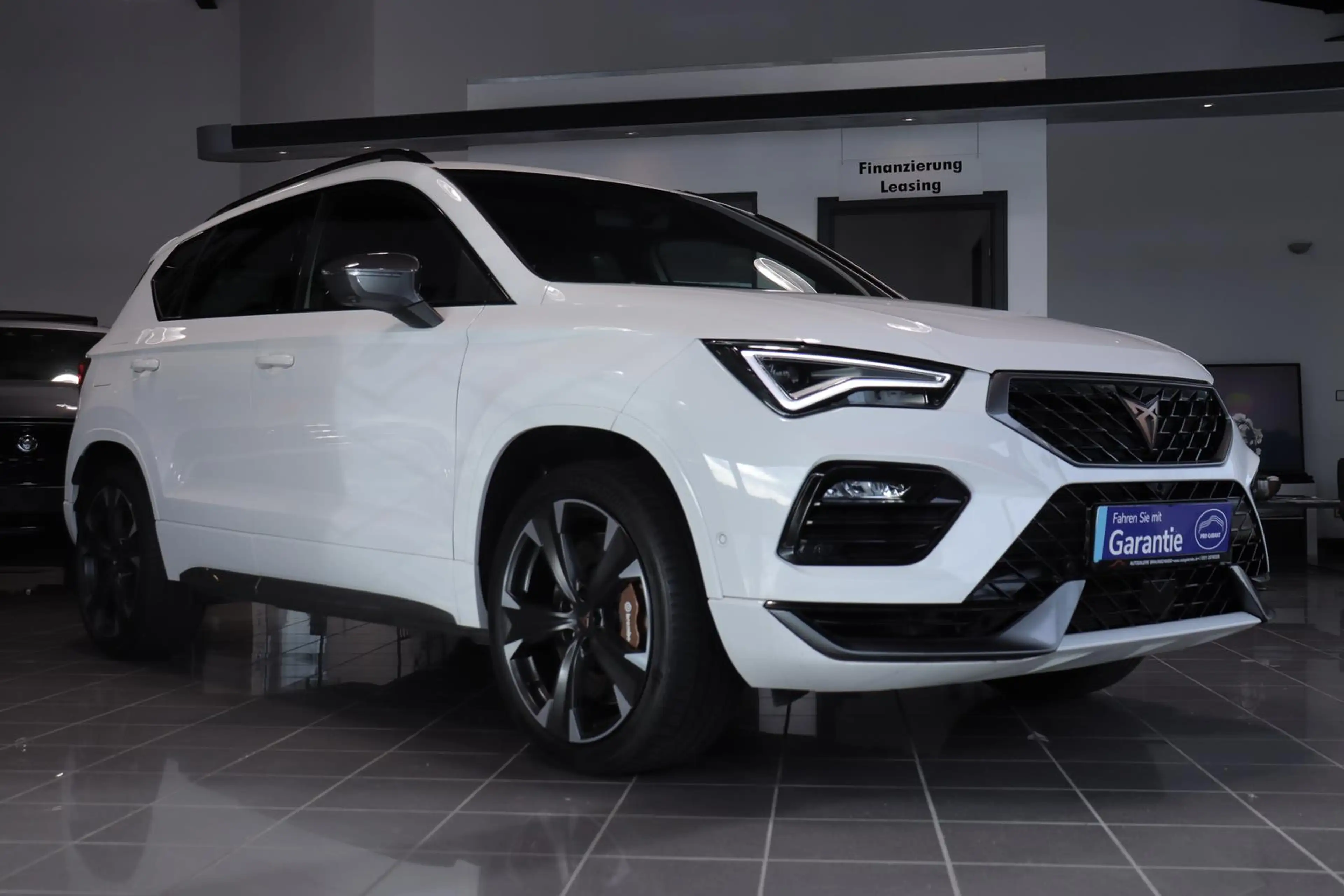 SEAT Ateca Cupra 2.0TSI DSG VZ 4Drive *SHZ*CAM*BEATS* — photo 4