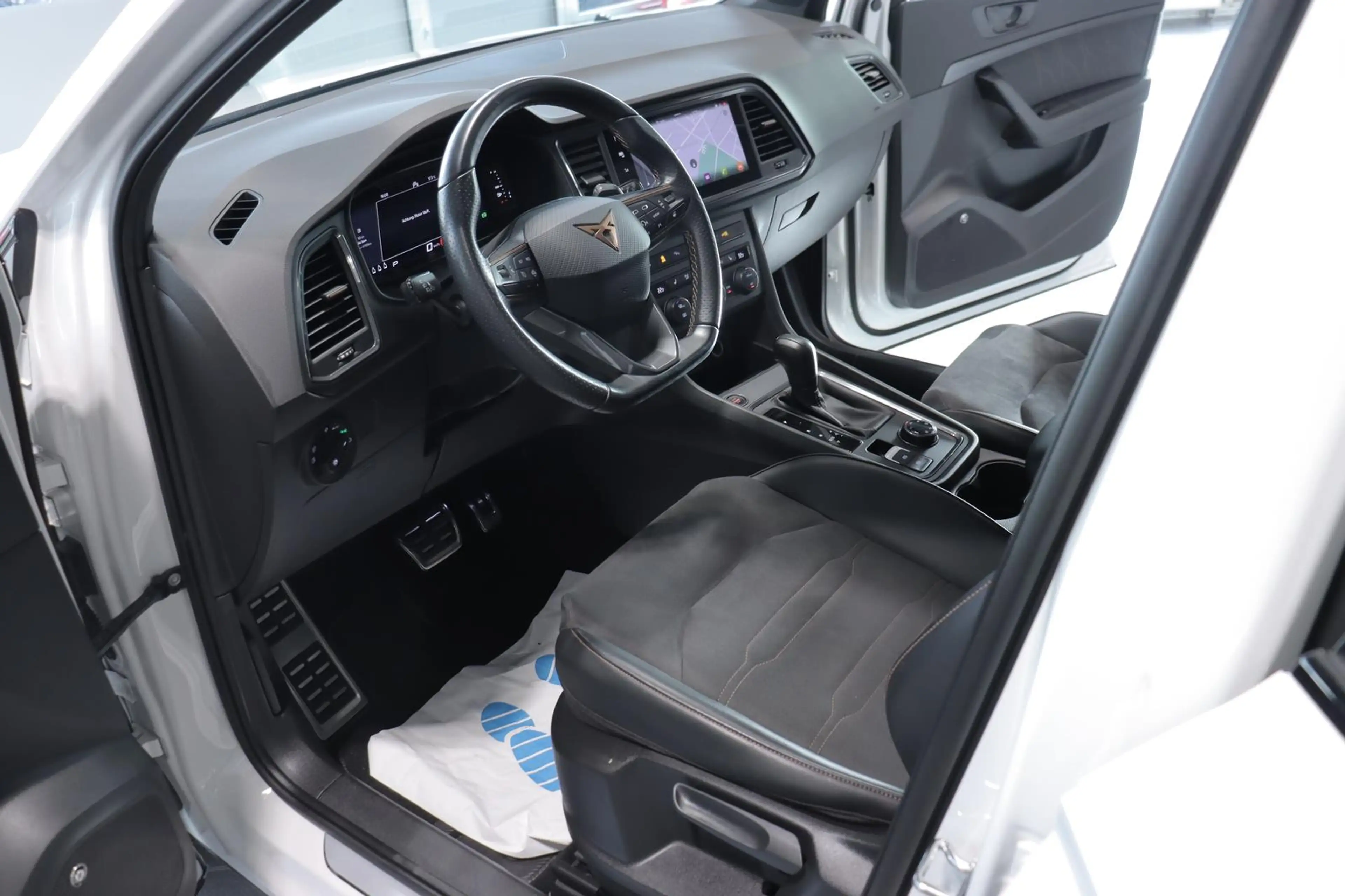 SEAT Ateca Cupra 2.0TSI DSG VZ 4Drive *SHZ*CAM*BEATS* — photo 10
