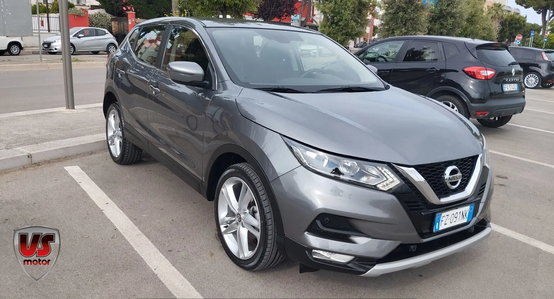 Nissan Qashqai 1.5 dCi 115 CV N-Motion Start Gris - 1