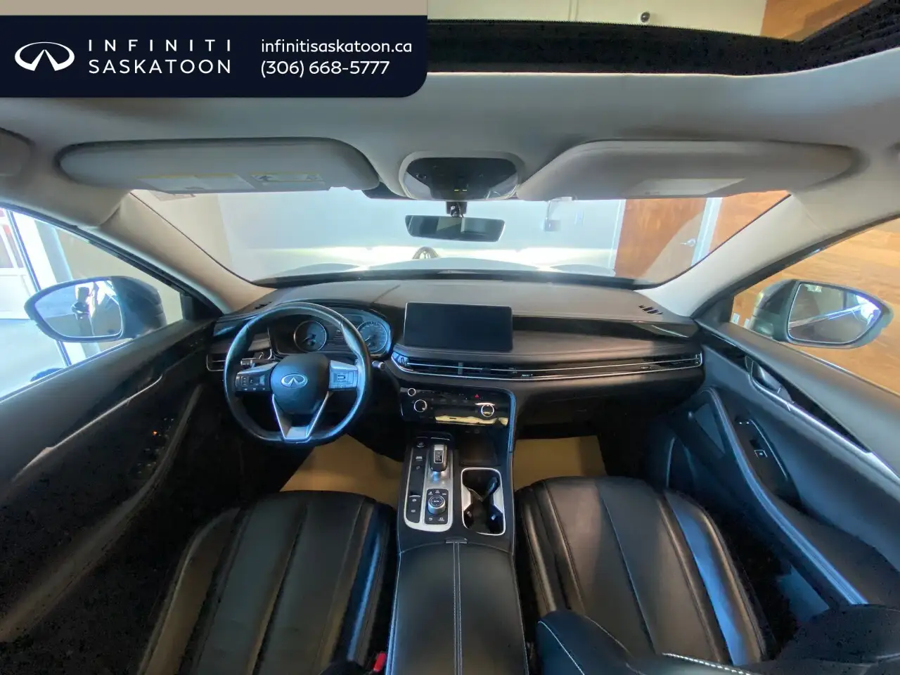 Infiniti QX60 снимка Infiniti QX60