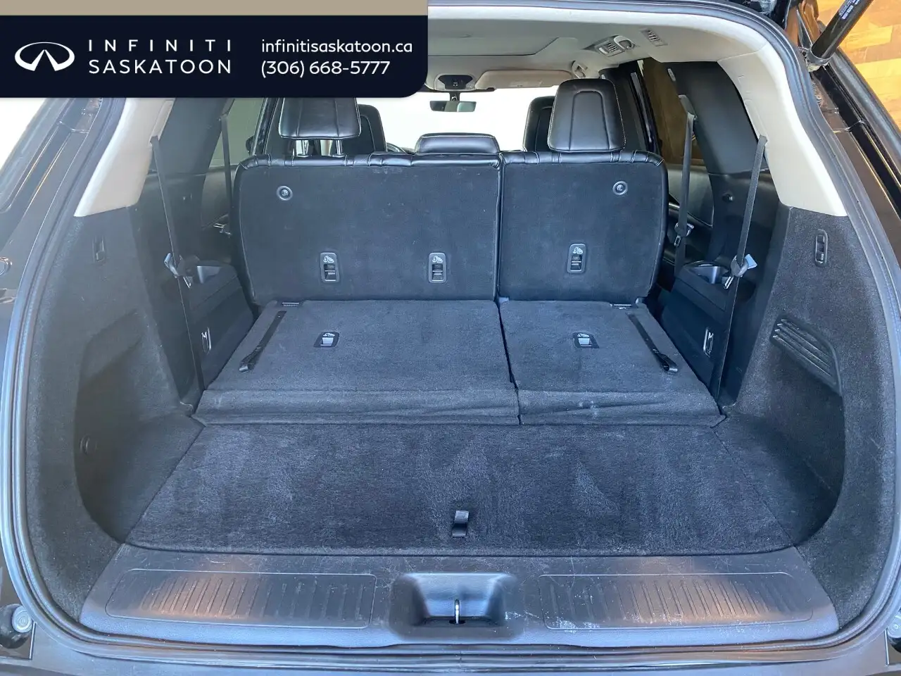 Infiniti QX60 снимка Infiniti QX60