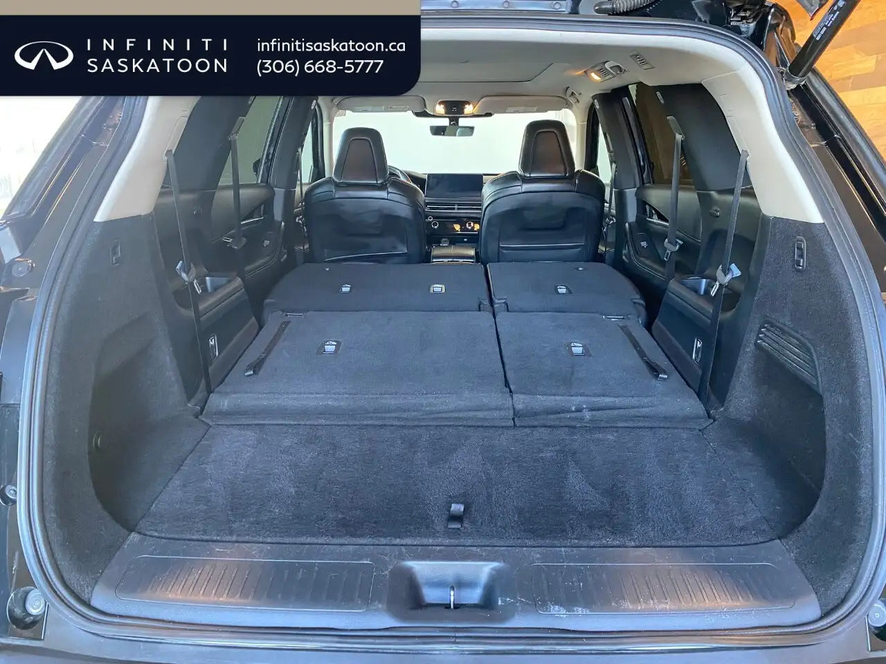 Infiniti QX60 снимка Infiniti QX60