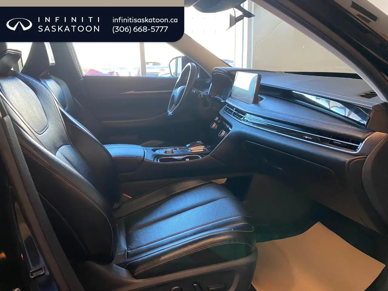 Infiniti QX60 снимка Infiniti QX60