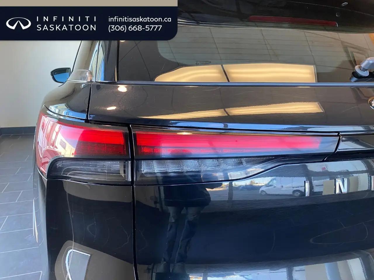 Infiniti QX60 снимка Infiniti QX60