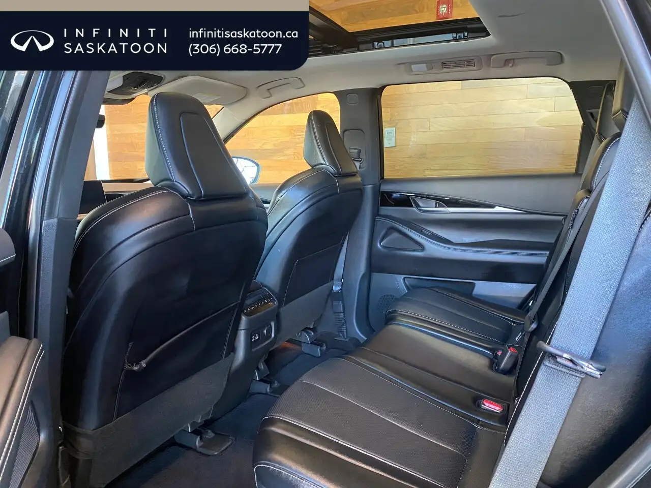 Infiniti QX60 снимка Infiniti QX60